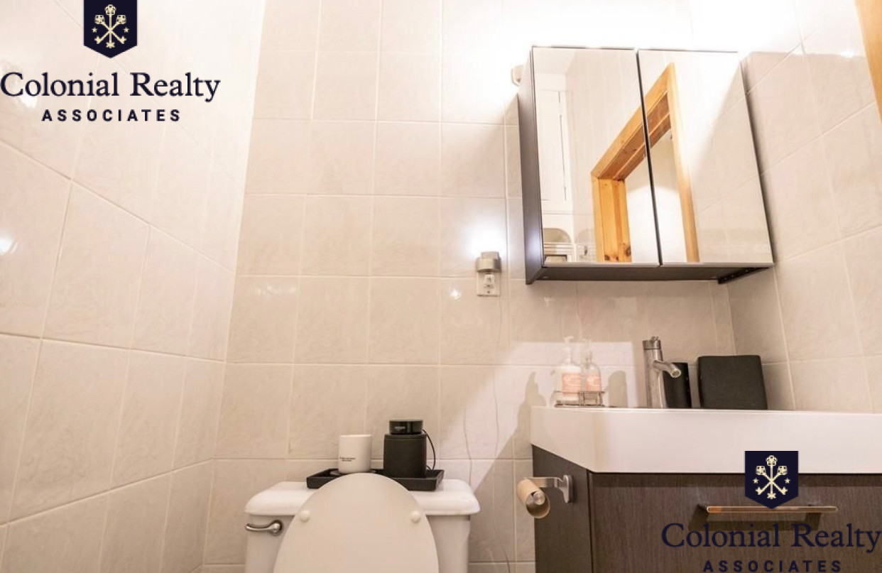 25 Saint Mary's Ct, Coolidge Corner