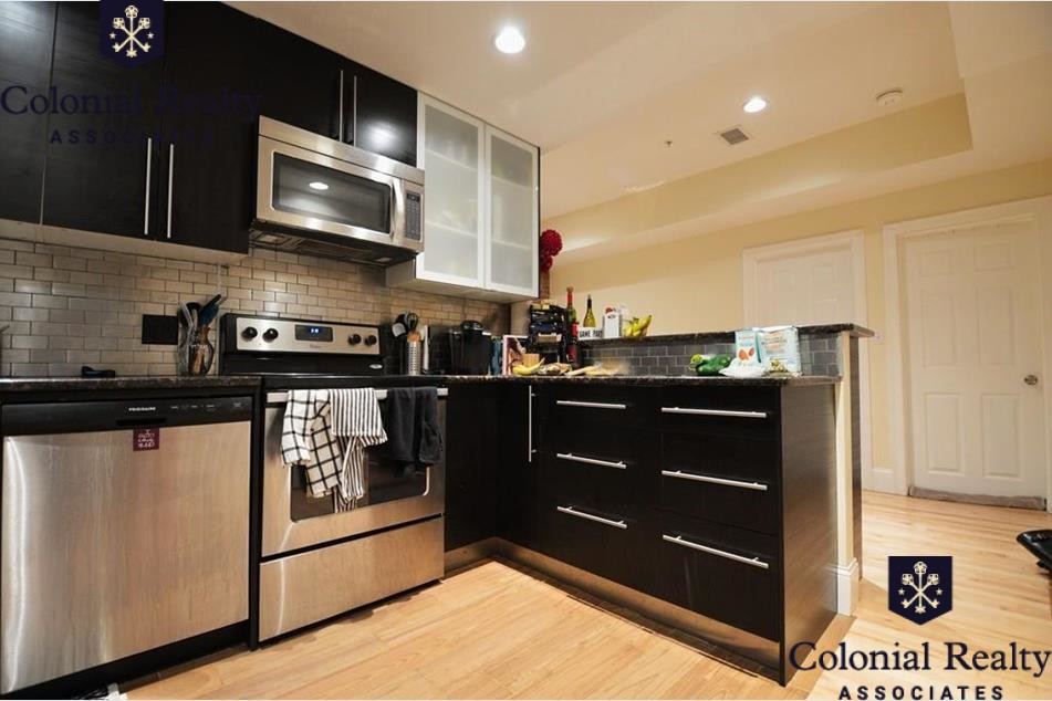 1225 Beacon St, Coolidge Corner