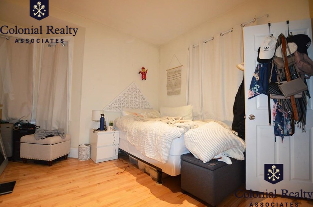 1225 Beacon St, Coolidge Corner