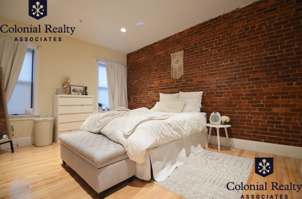 1225 Beacon St, Coolidge Corner