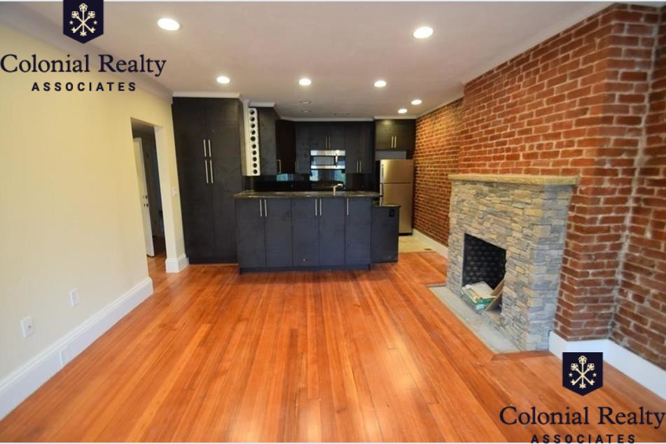 1620 Beacon St. - 4,800USD / month