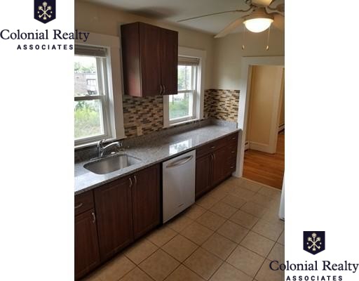 1186 Chestnut St, Newton