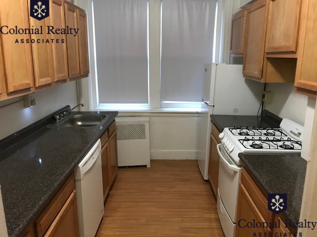 1800 Commonwealth Ave, Brighton