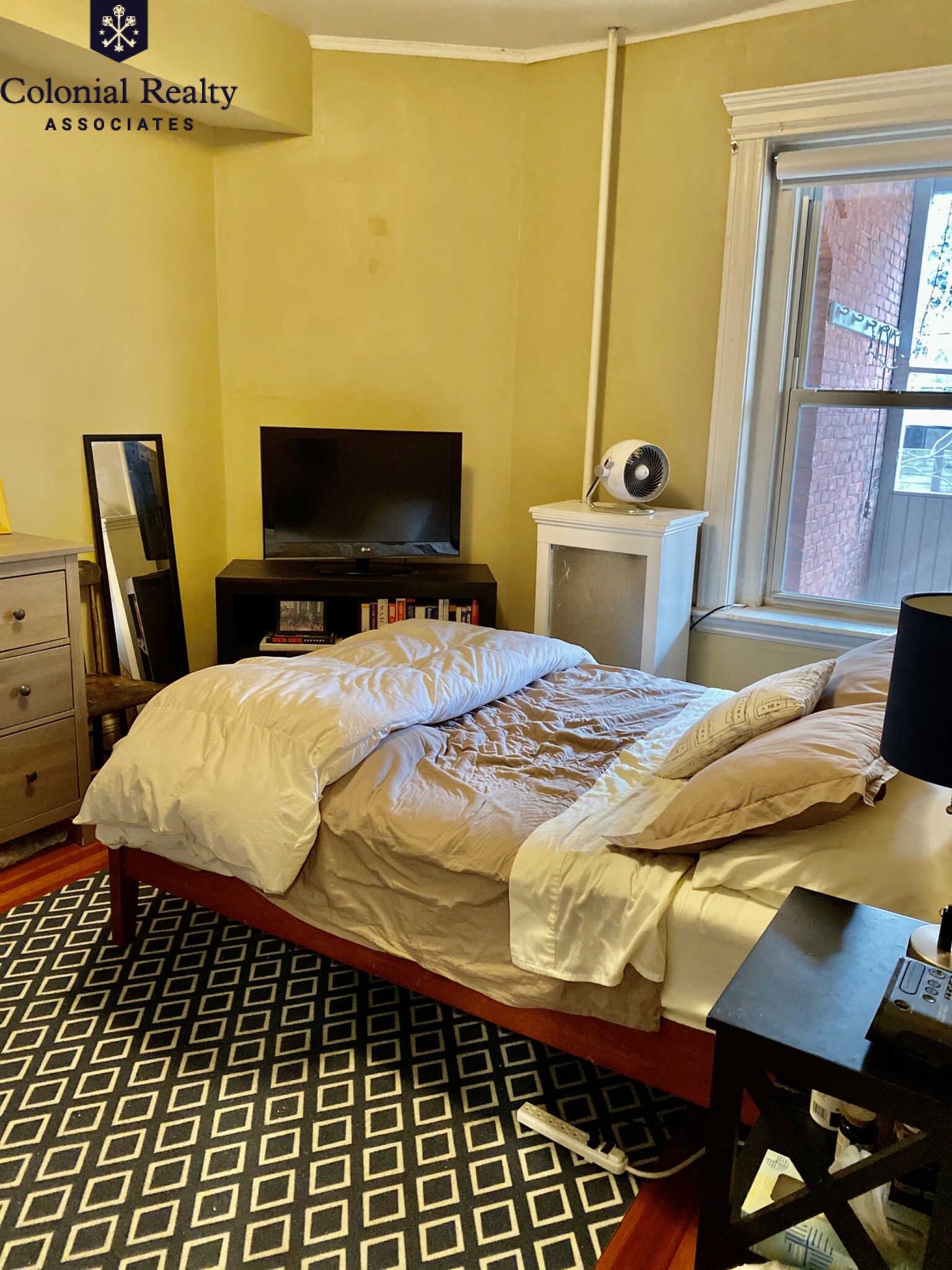 10 Strathmore Rd, Washington Square