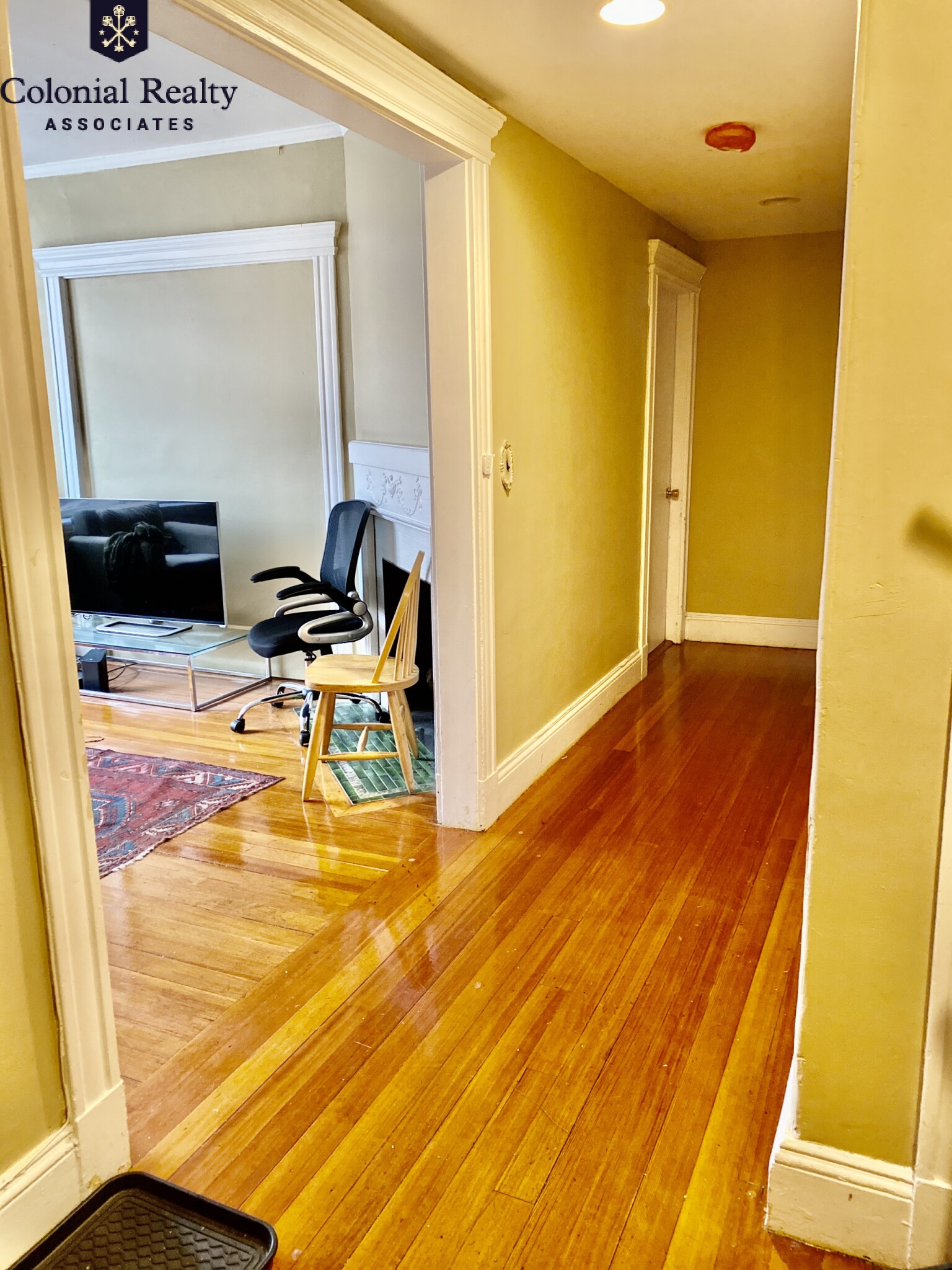 10 Strathmore Rd, Washington Square