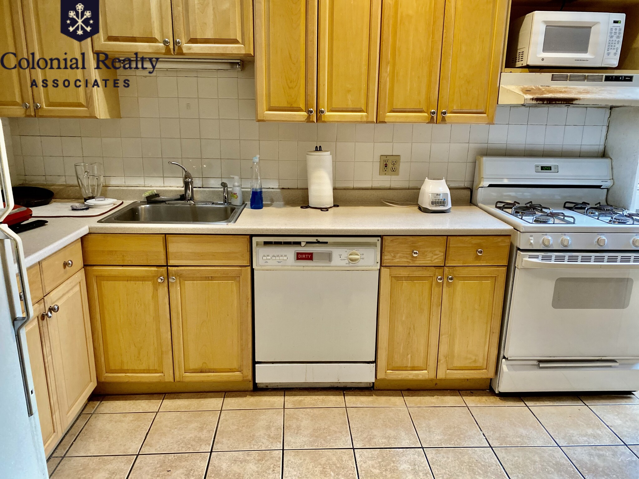 10 Strathmore Rd, Washington Square