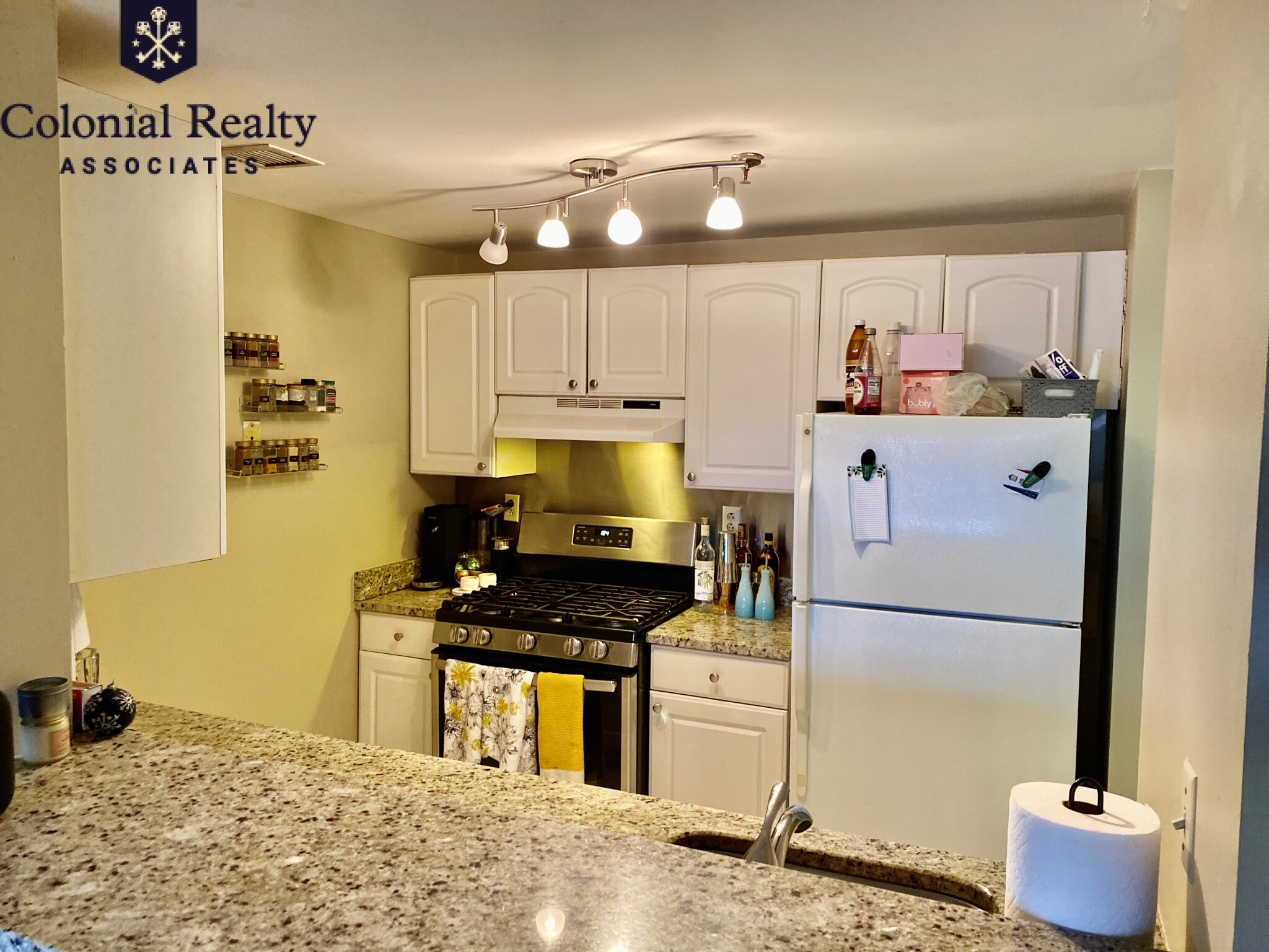 15 North Beacon St, Allston