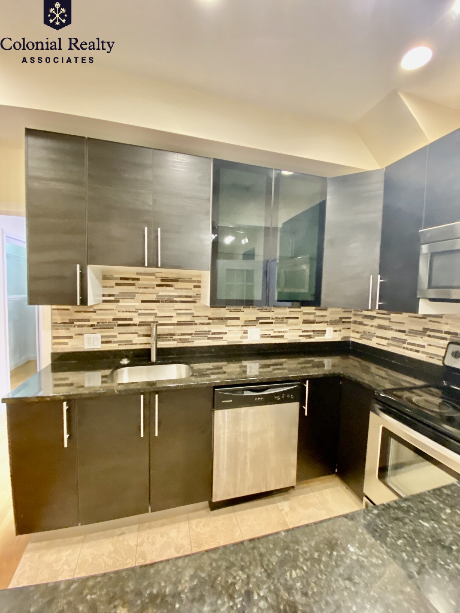 1801 Beacon St, Chestnut Hill