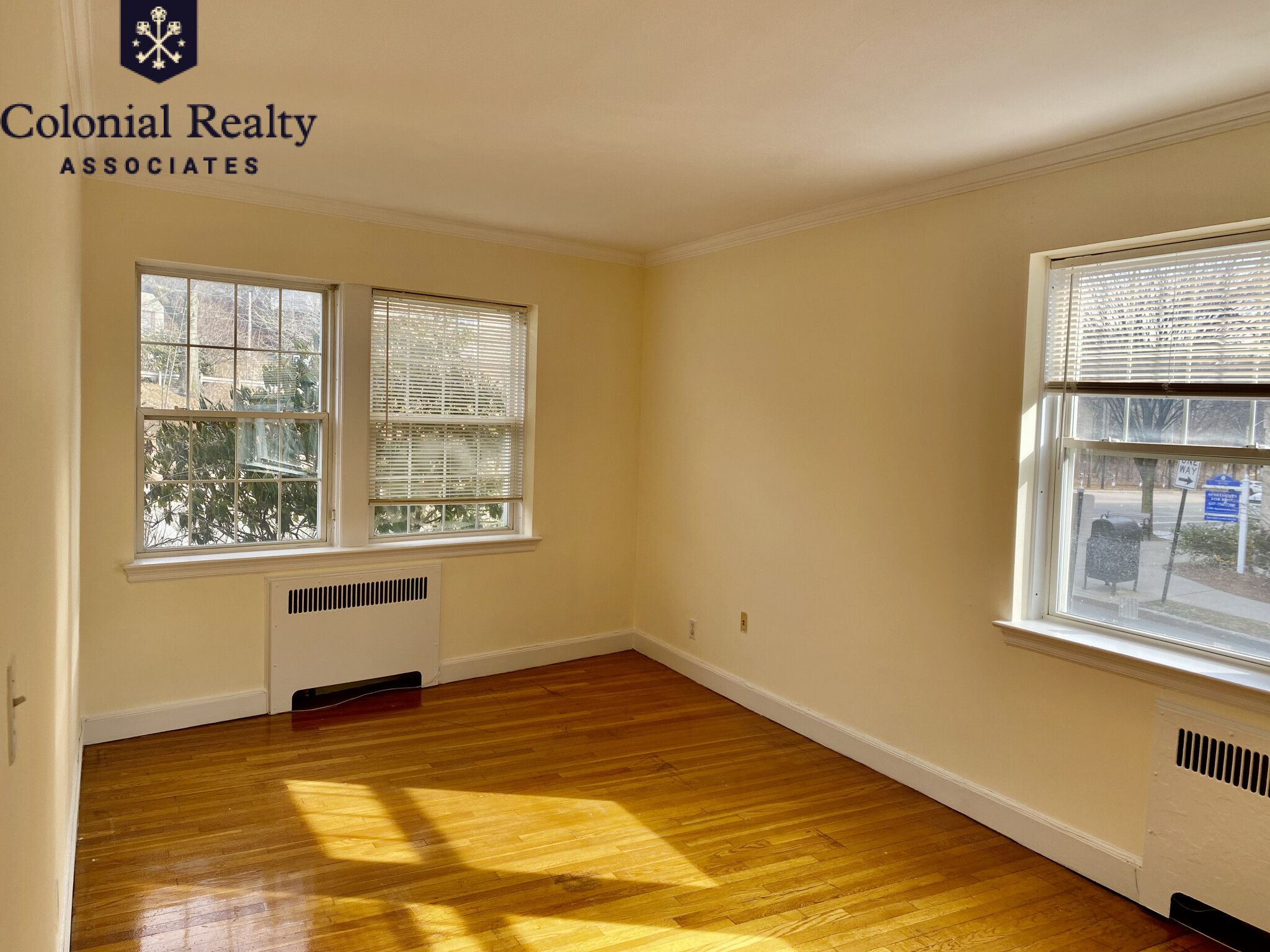 24 Fairbanks St, Coolidge Corner