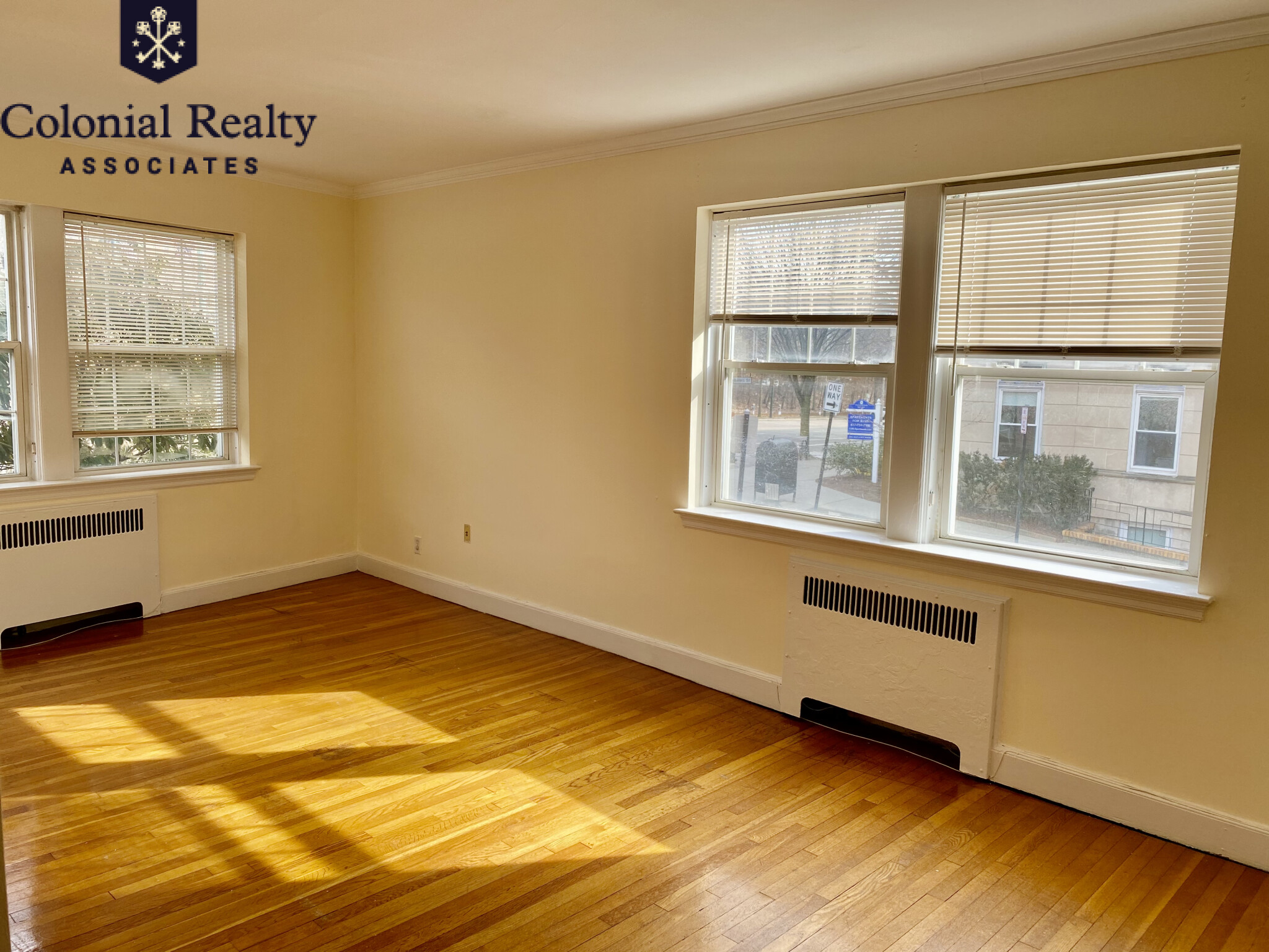 24 Fairbanks St, Coolidge Corner