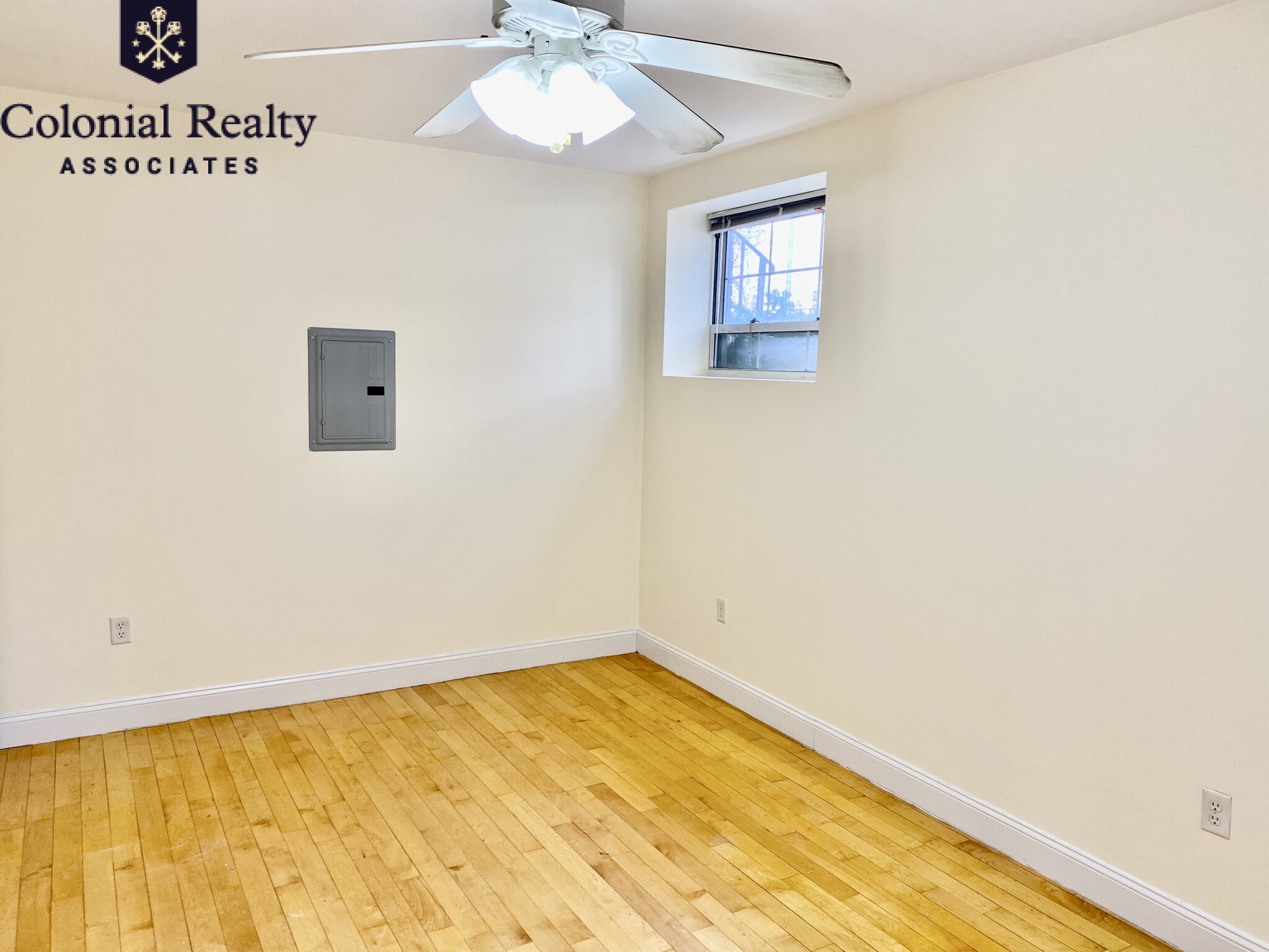 1555 Beacon St, Coolidge Corner