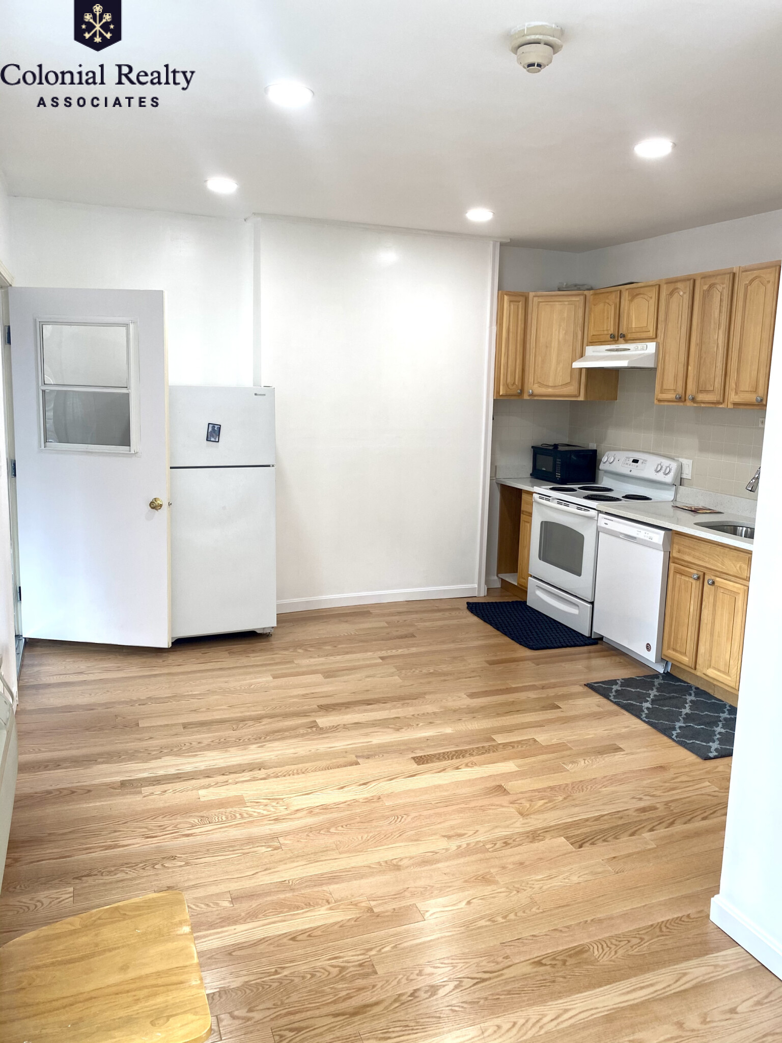 74 Tyler St, Chinatown