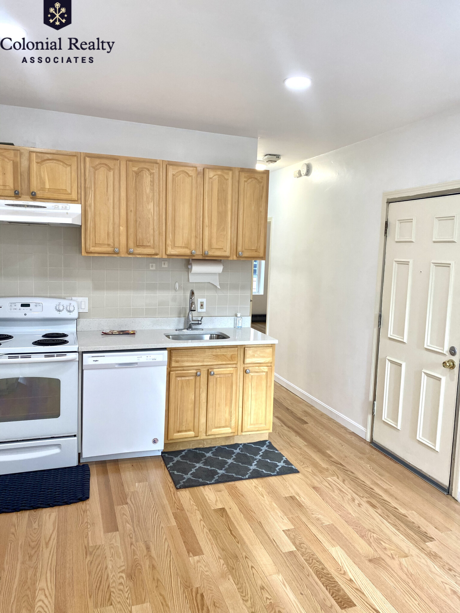 74 Tyler St, Chinatown