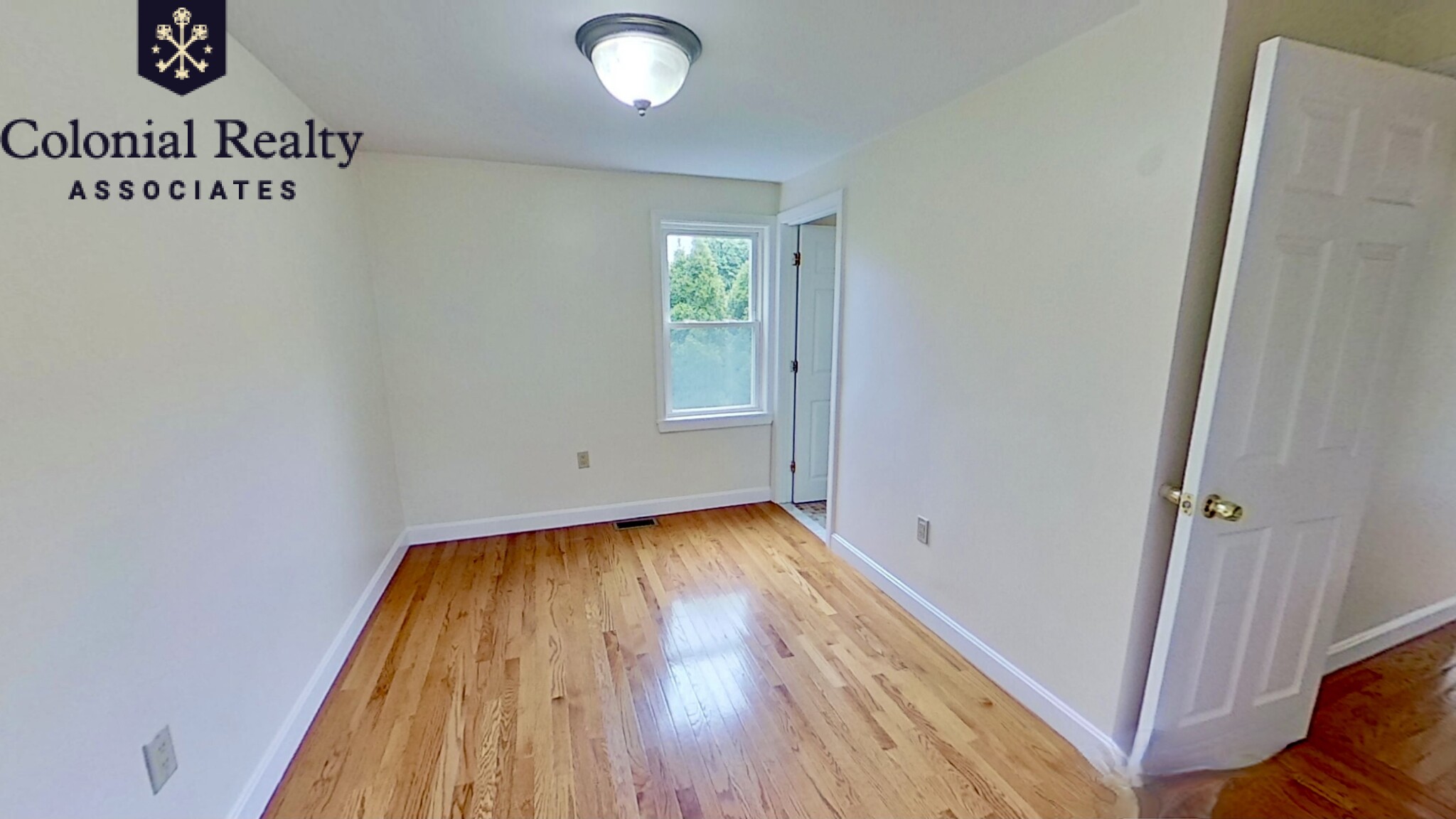 8 Hearn St, Watertown