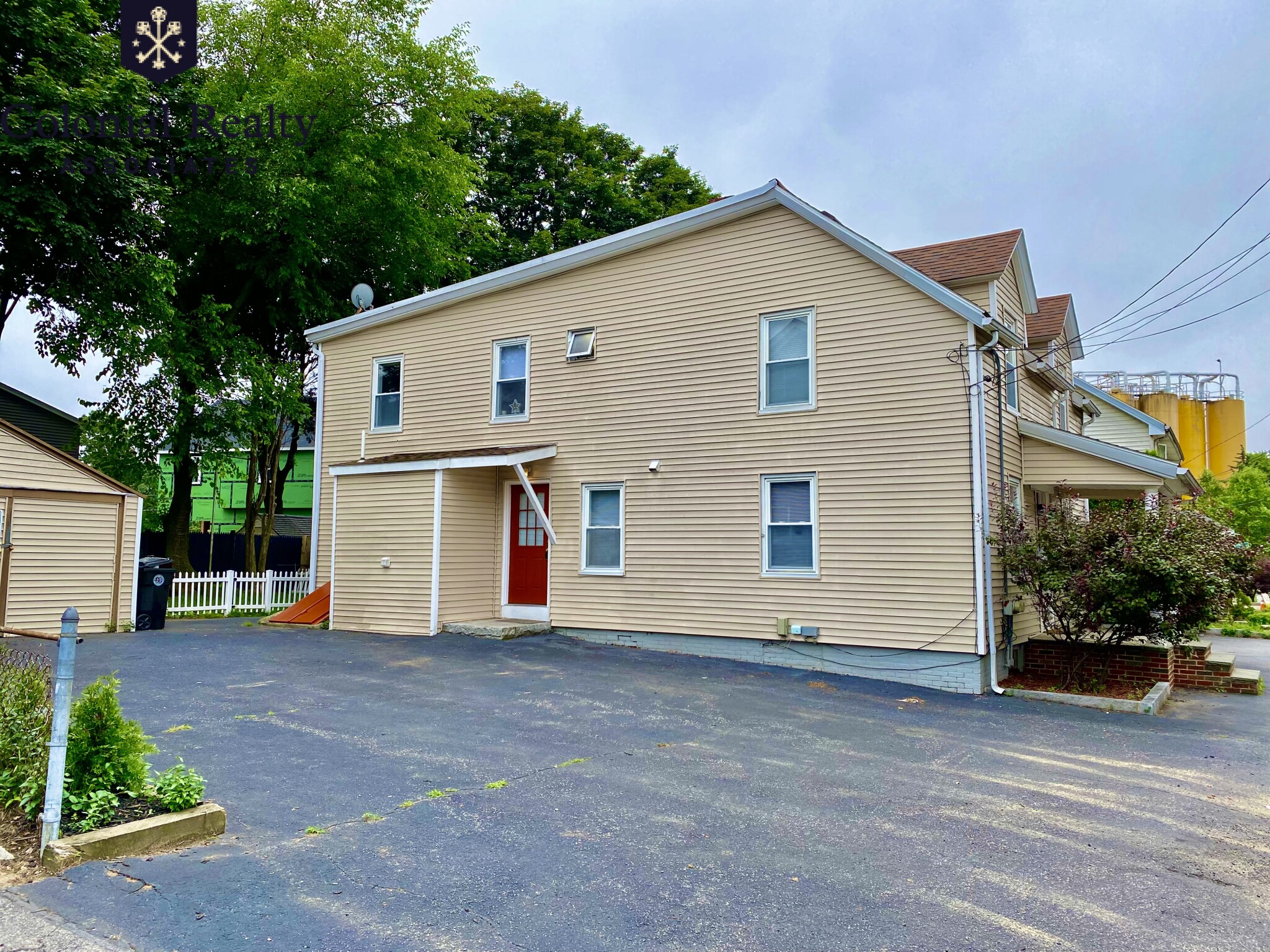 8 Hearn St, Watertown