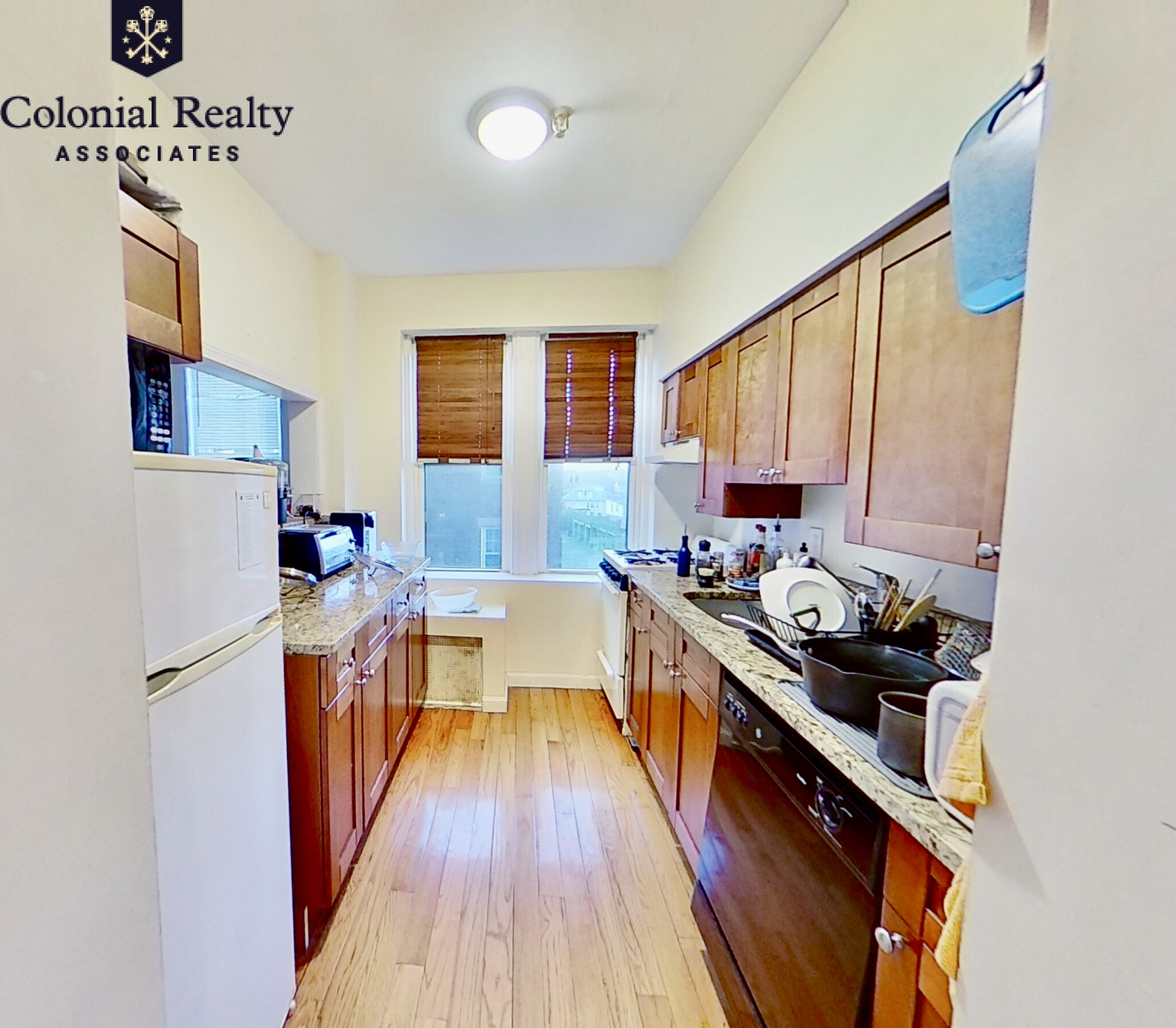 2003 Commonwealth Ave, Brighton