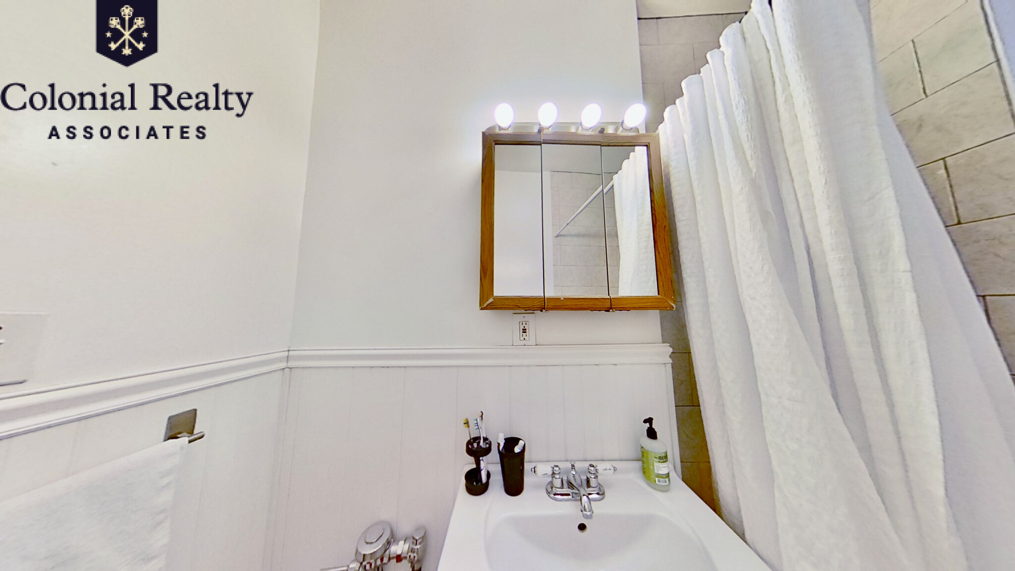 2001 Commonwealth Ave, Brighton