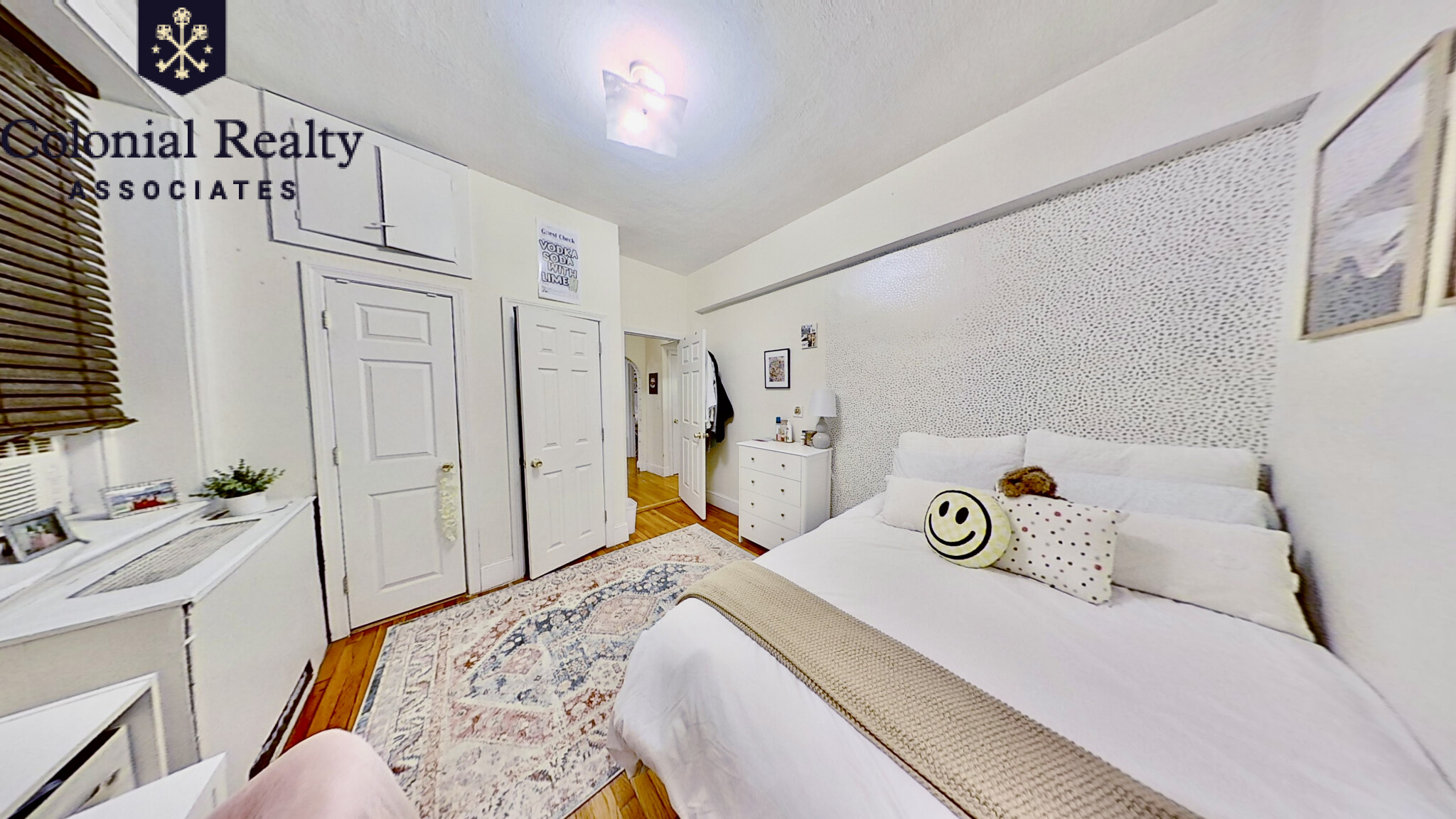 2001 Commonwealth Ave, Brighton