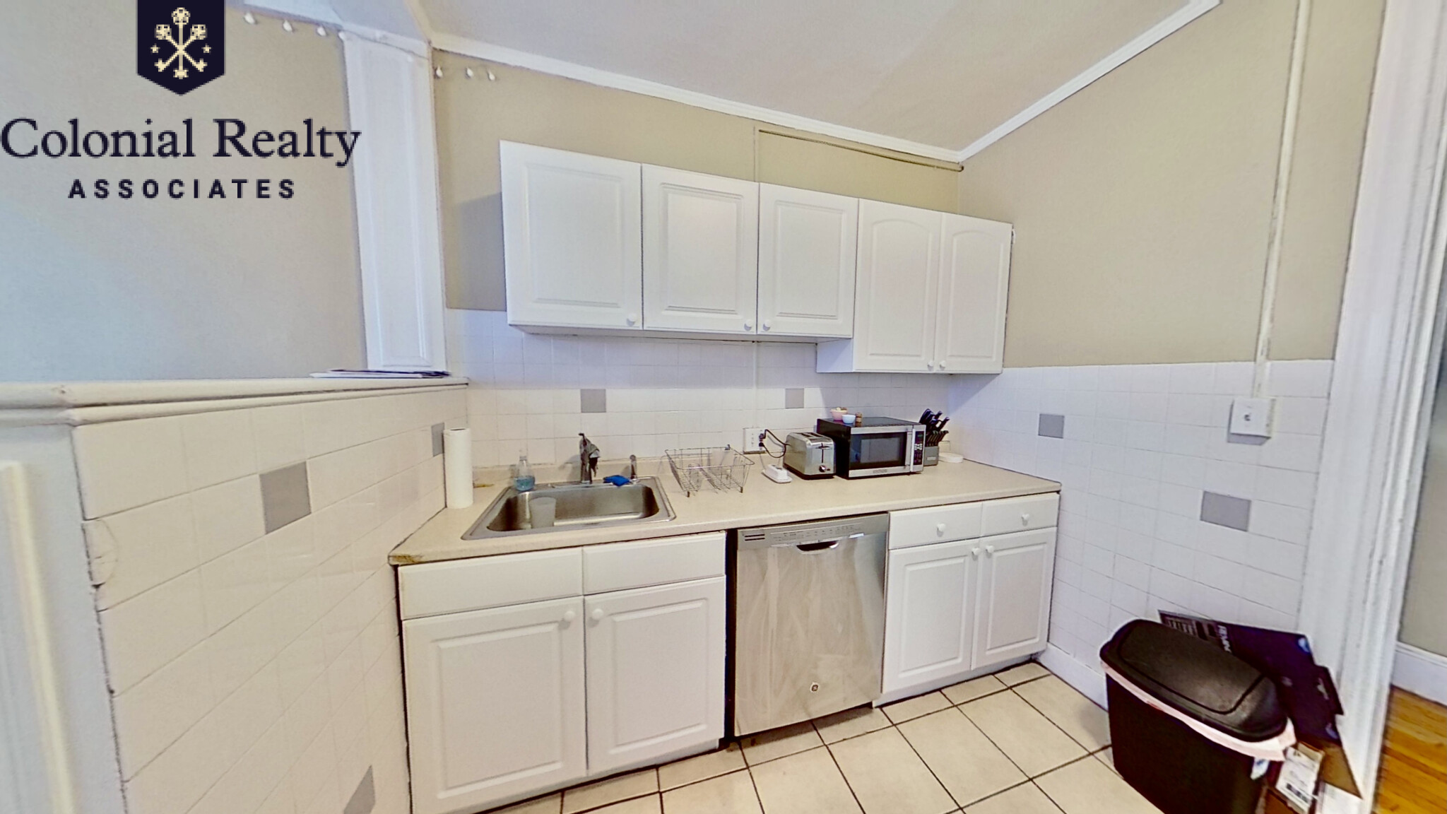 72 Egmont St. - 3,695USD / month