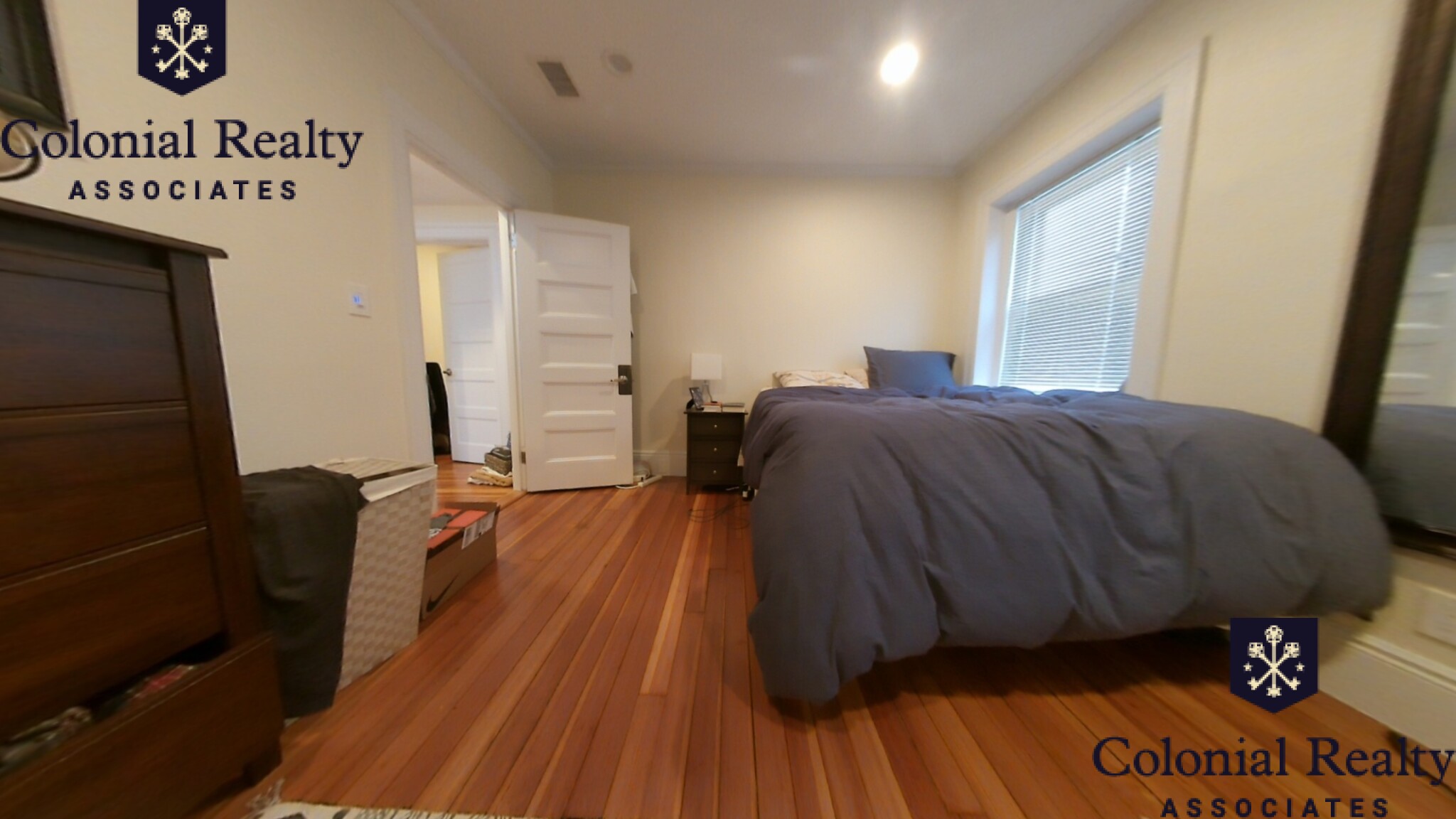 1616 Beacon St, Washington Square