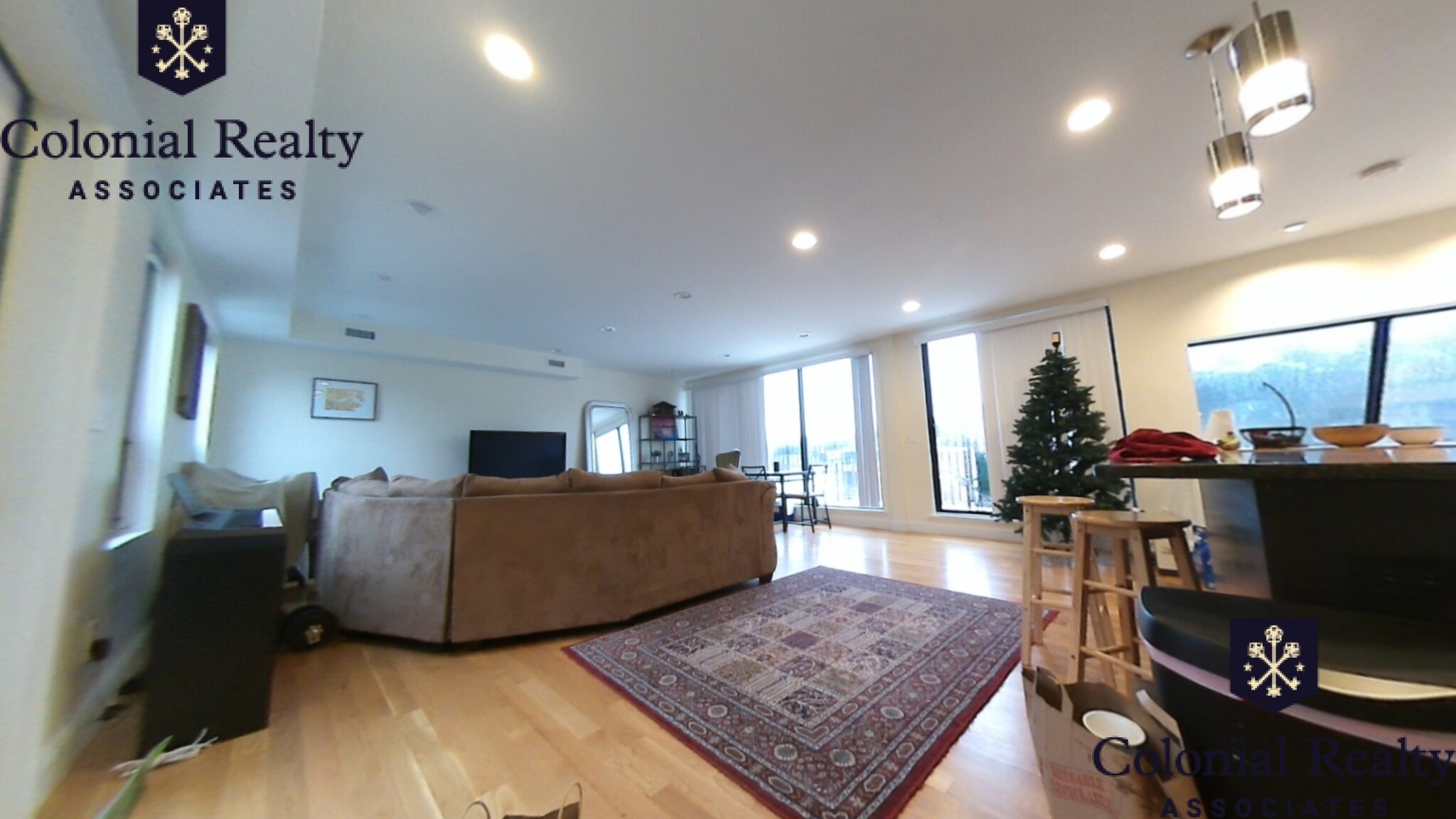 1616 Beacon St, Washington Square