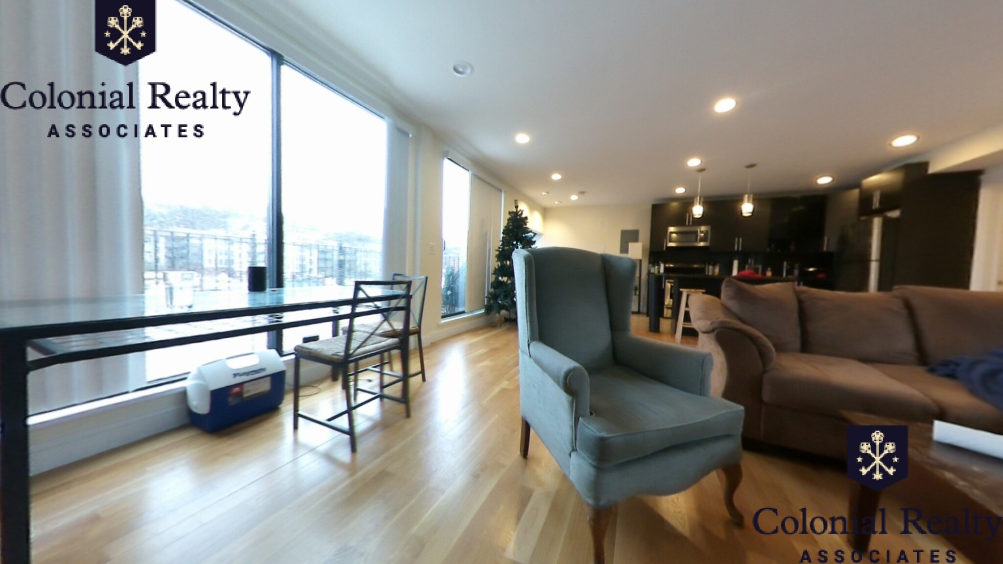 1616 Beacon St, Washington Square