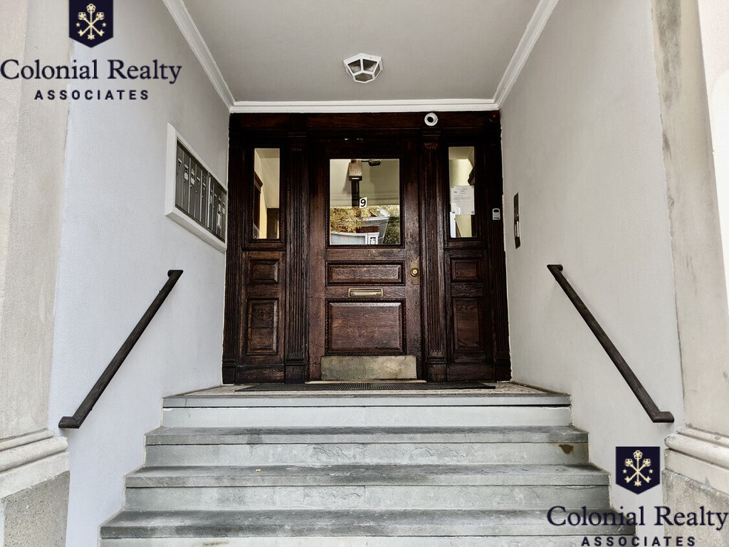 9 Upland Rd, Porter Square