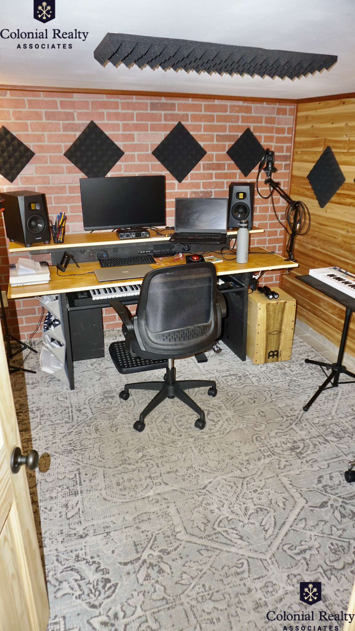 129 Lake St, Waltham