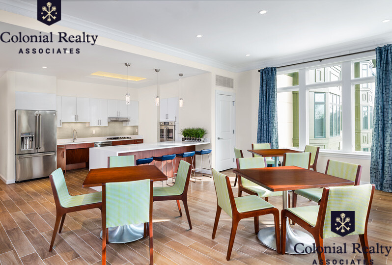 101 Asheville Rd, Brookline Village