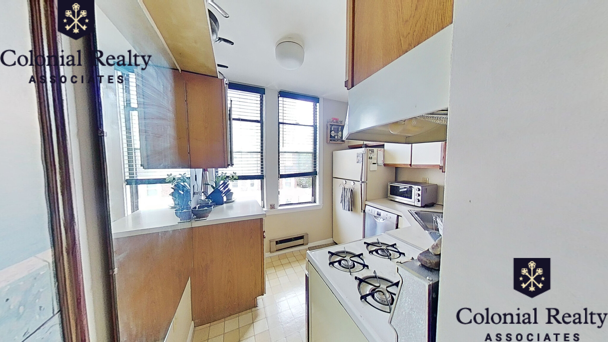 1486 Commonwealth Ave, Brighton