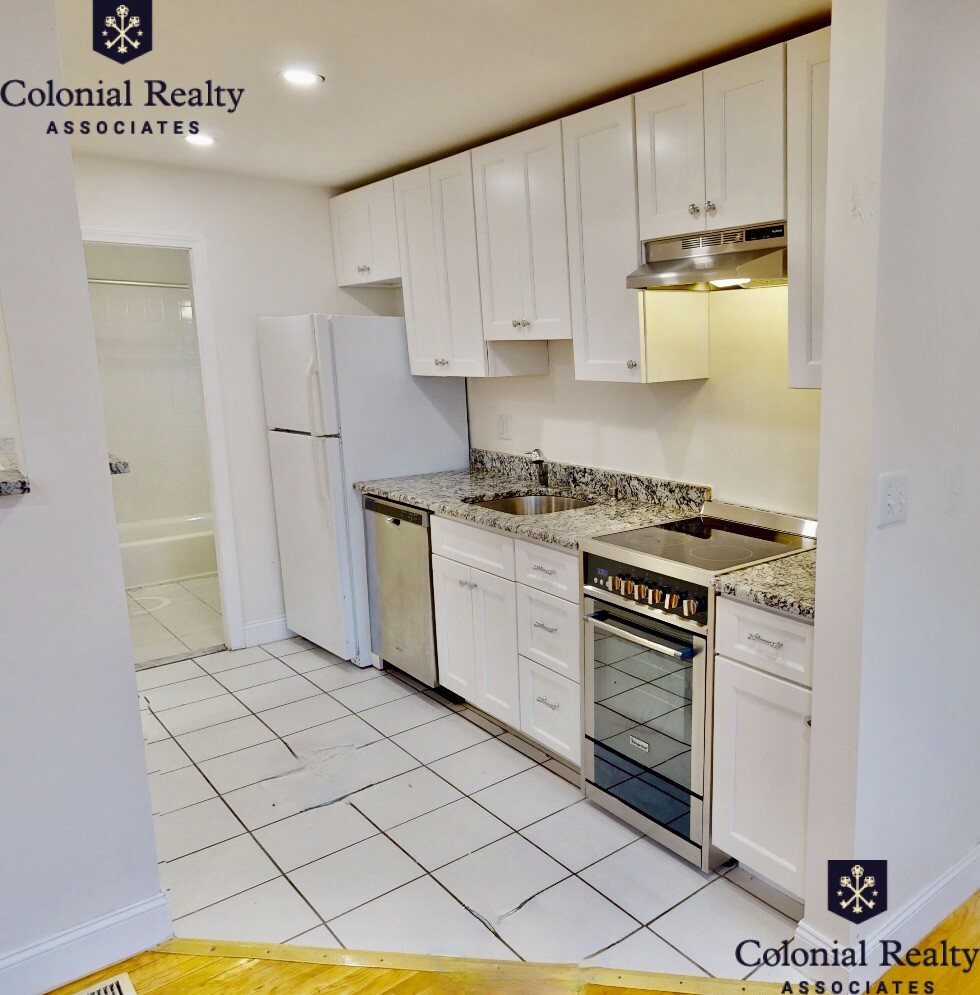 2574 Massachusetts Ave, Porter Square