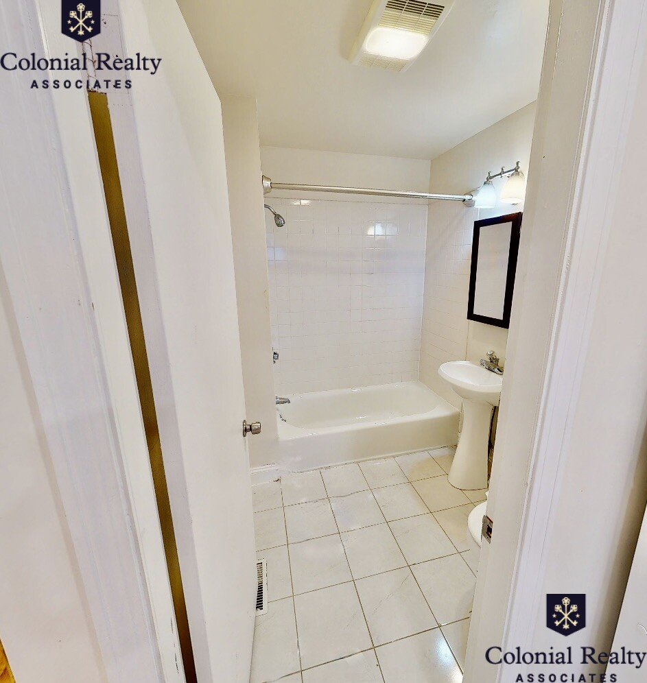 2574 Massachusetts Ave, Porter Square