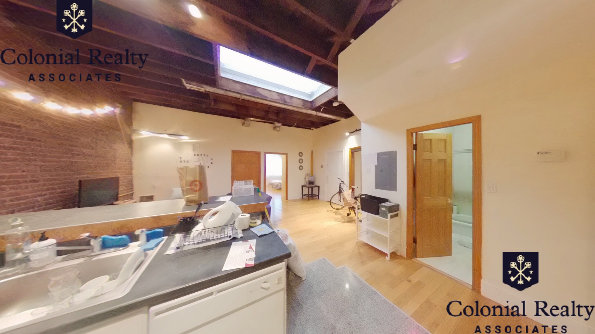 25 Saint Marys Ct, Longwood