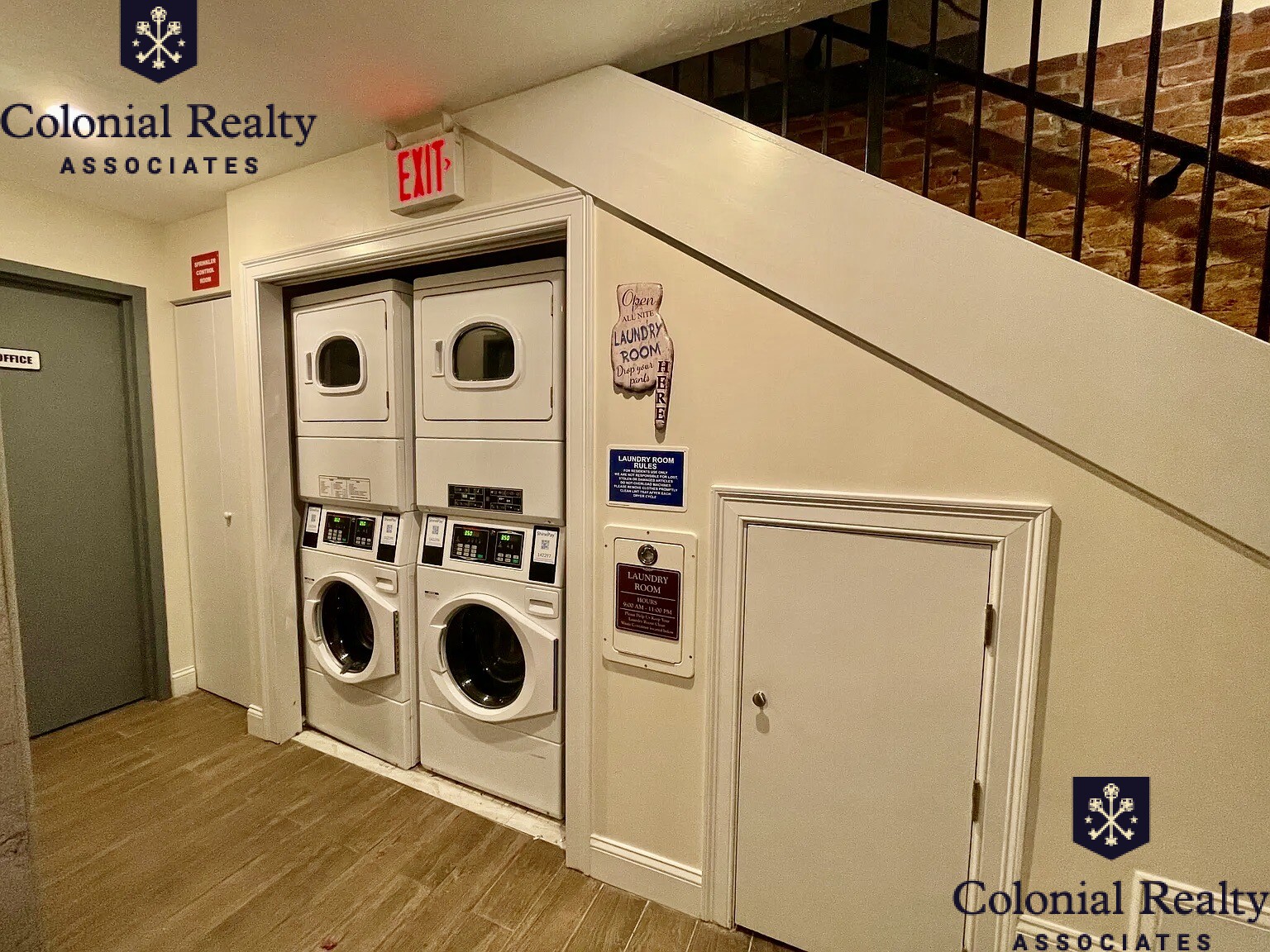 1028 Commonwealth, Chestnut Hill