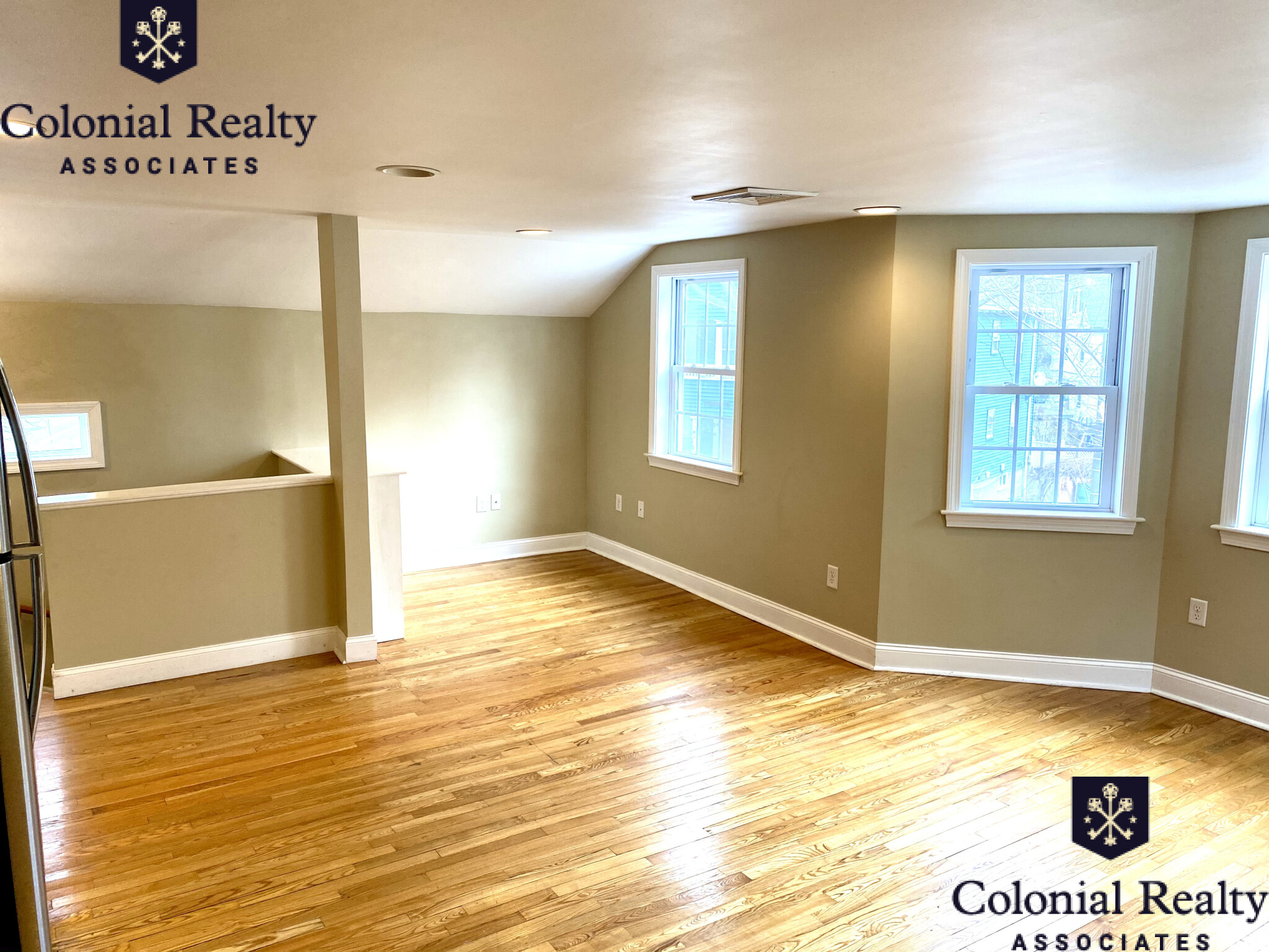 57 Day St, Jamaica Plain