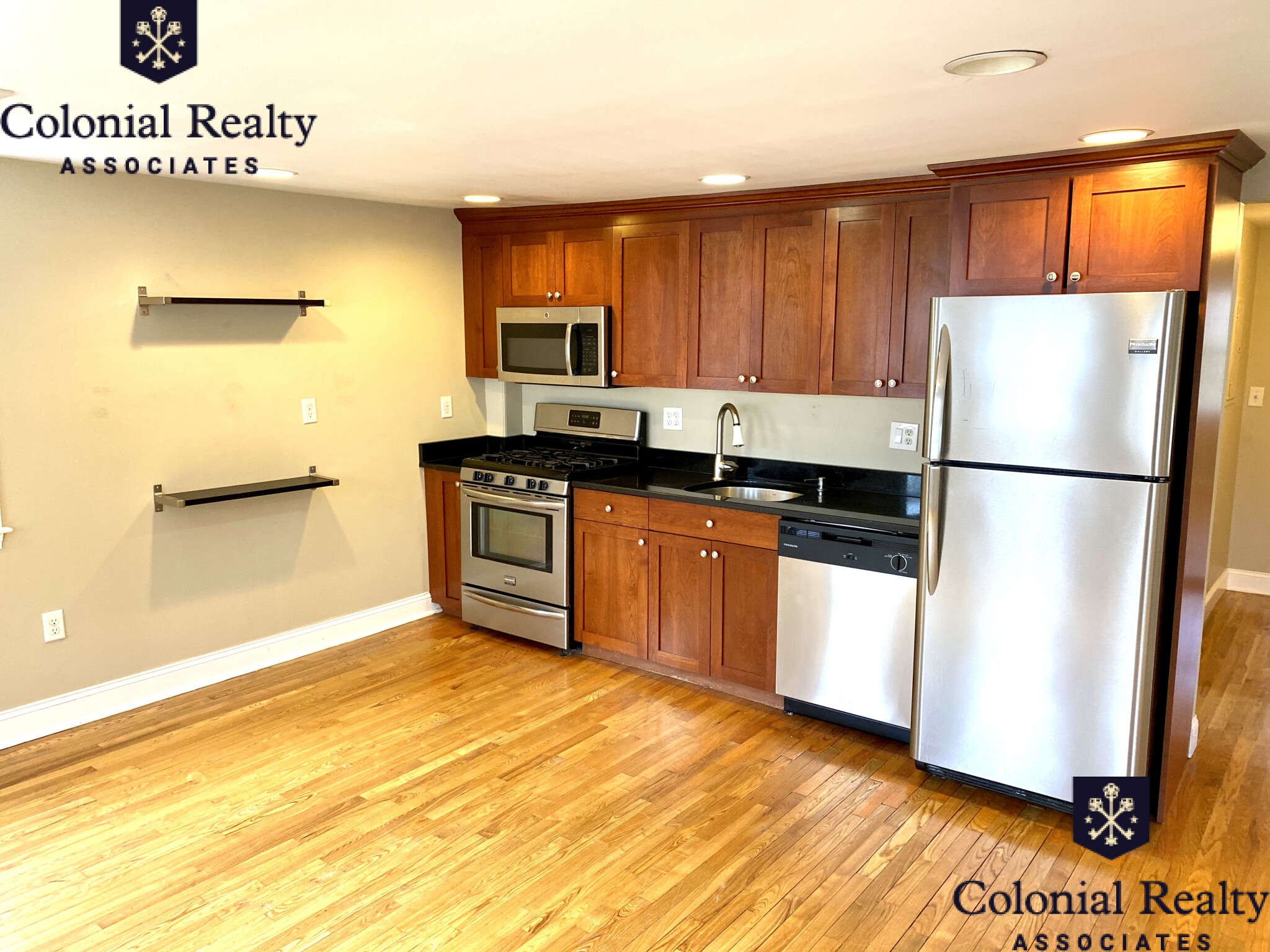 57 Day St, Jamaica Plain