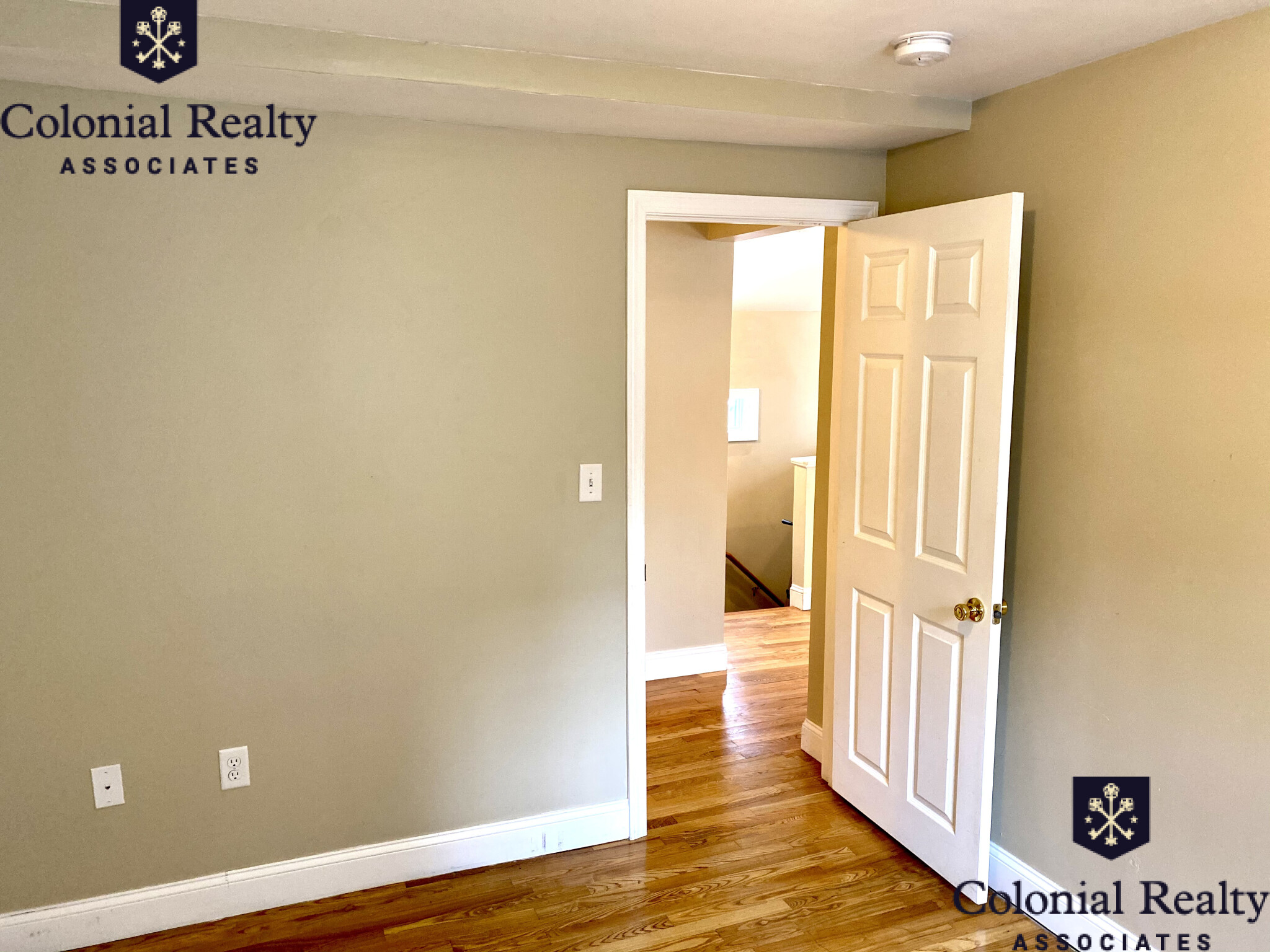 57 Day St, Jamaica Plain