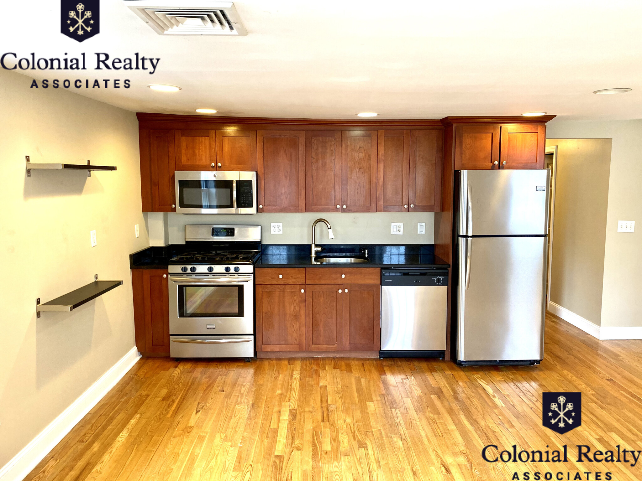 57 Day St, Jamaica Plain