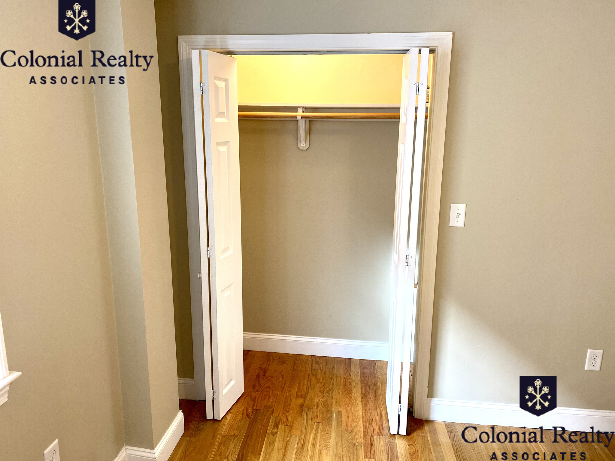 57 Day St, Jamaica Plain