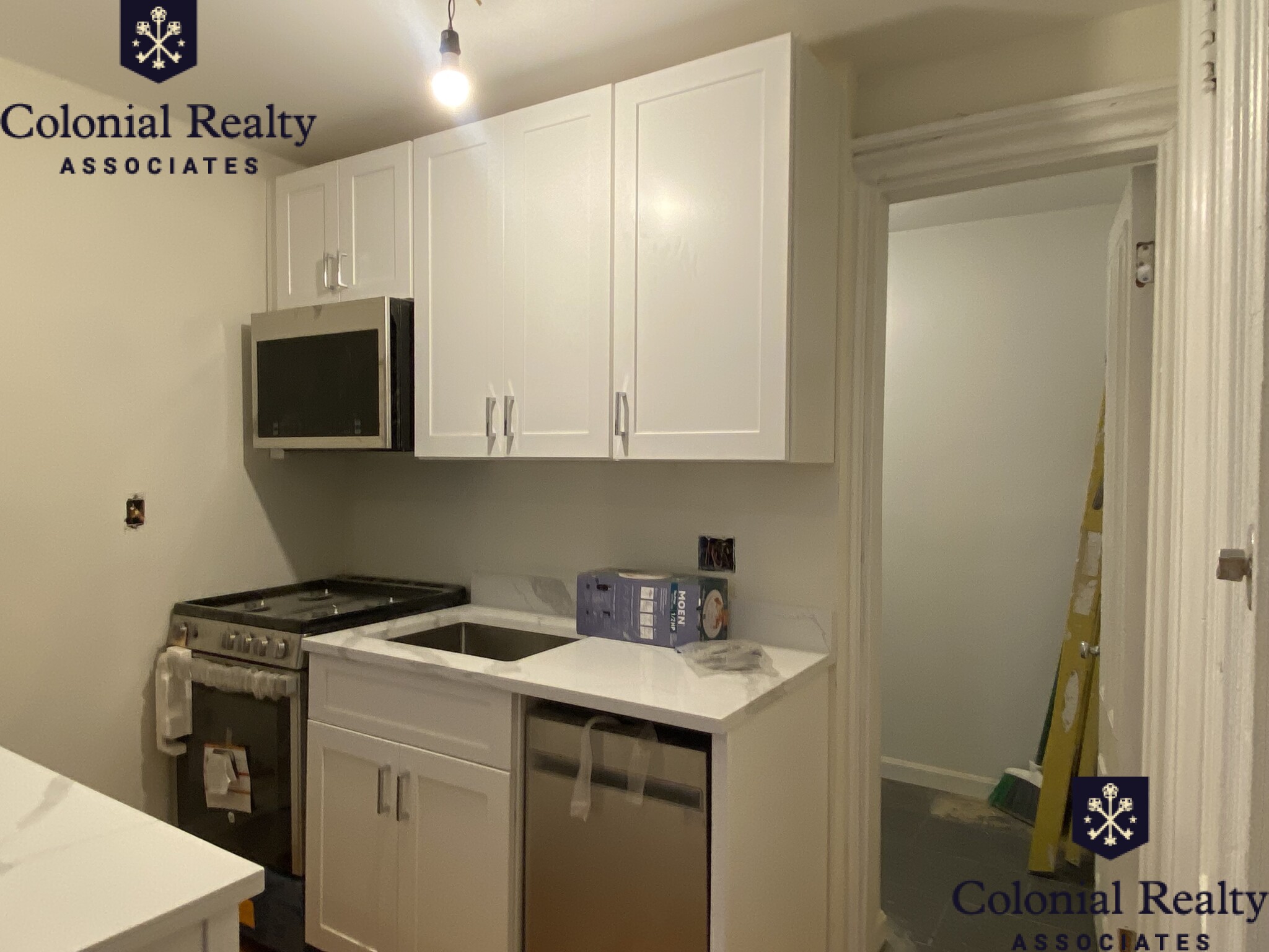 86 Charles St, Beacon Hill