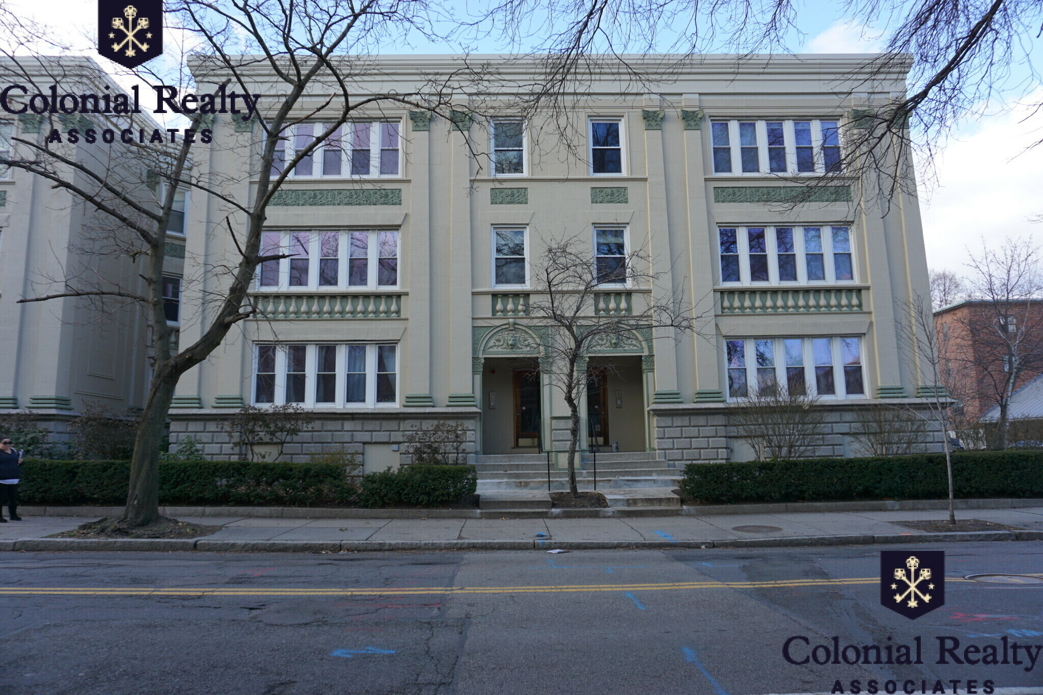 330 Saint Paul St, Brookline