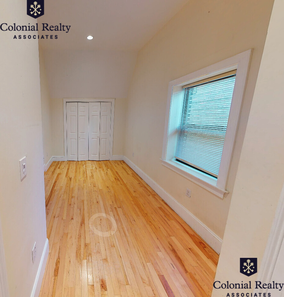 1203 Beacon, Coolidge Corner