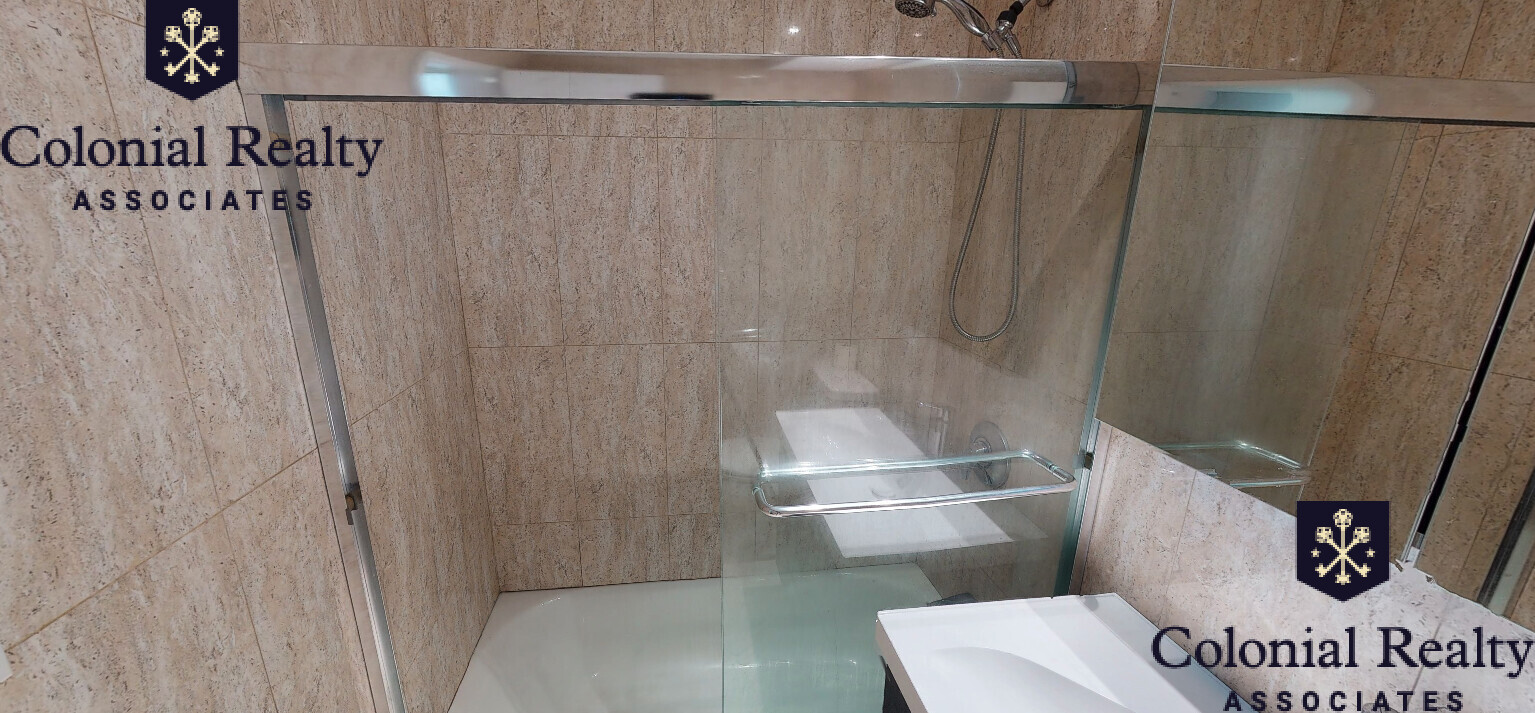 69 Babcock St, North Brookline