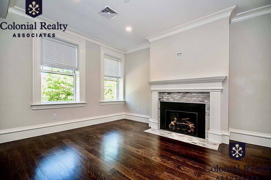 11 Alton Pl, Coolidge Corner