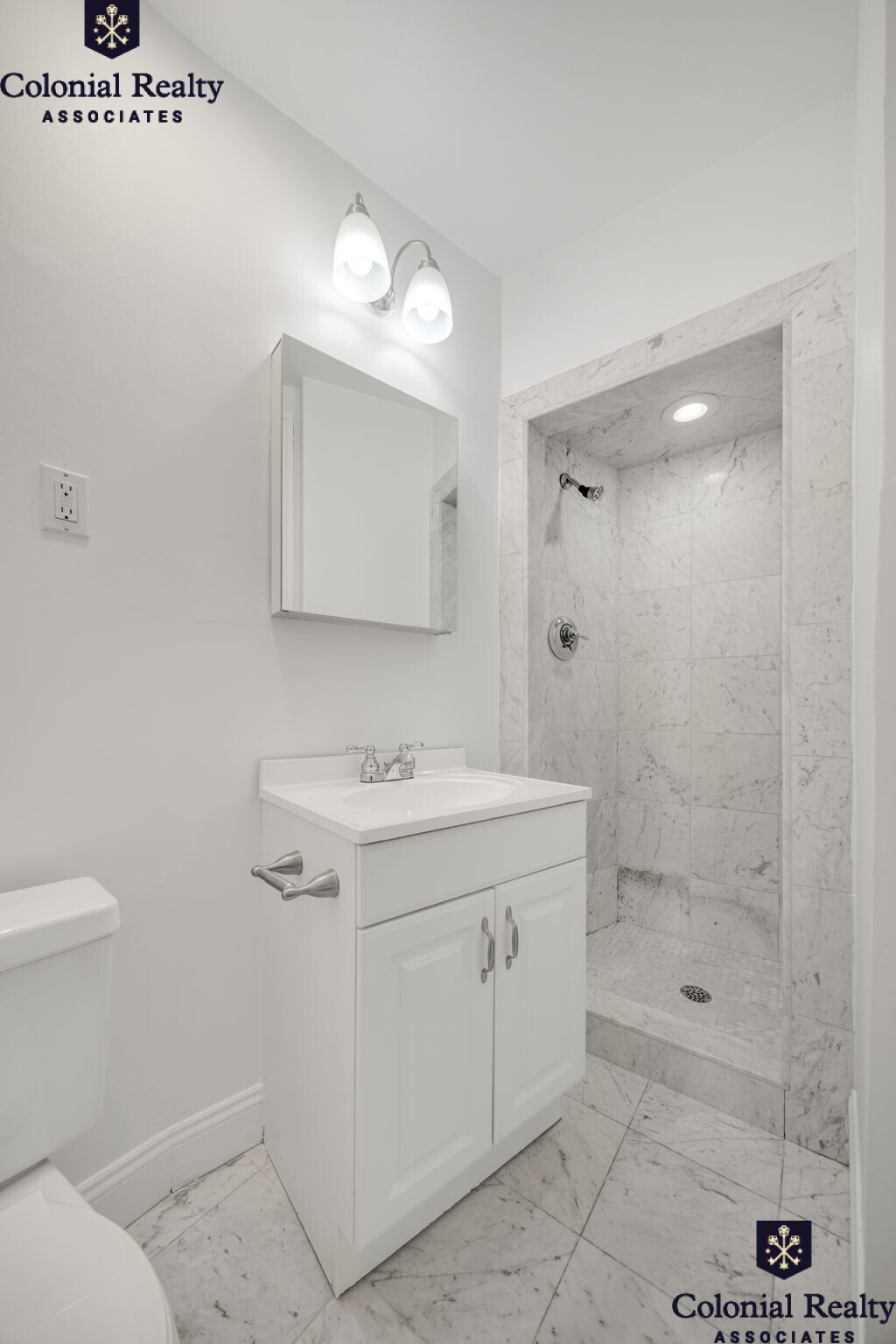 92 Charles St, Beacon Hill