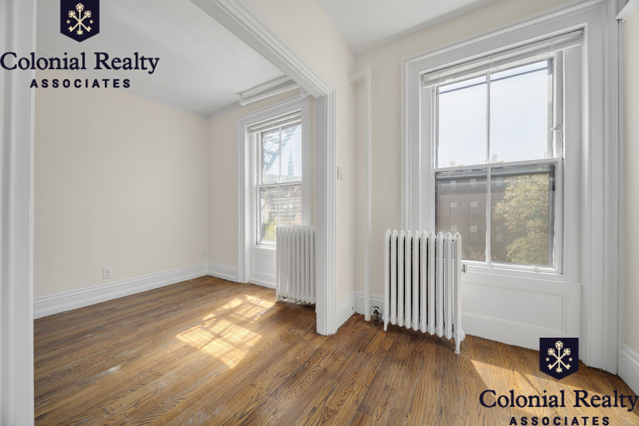 92 Charles St, Beacon Hill