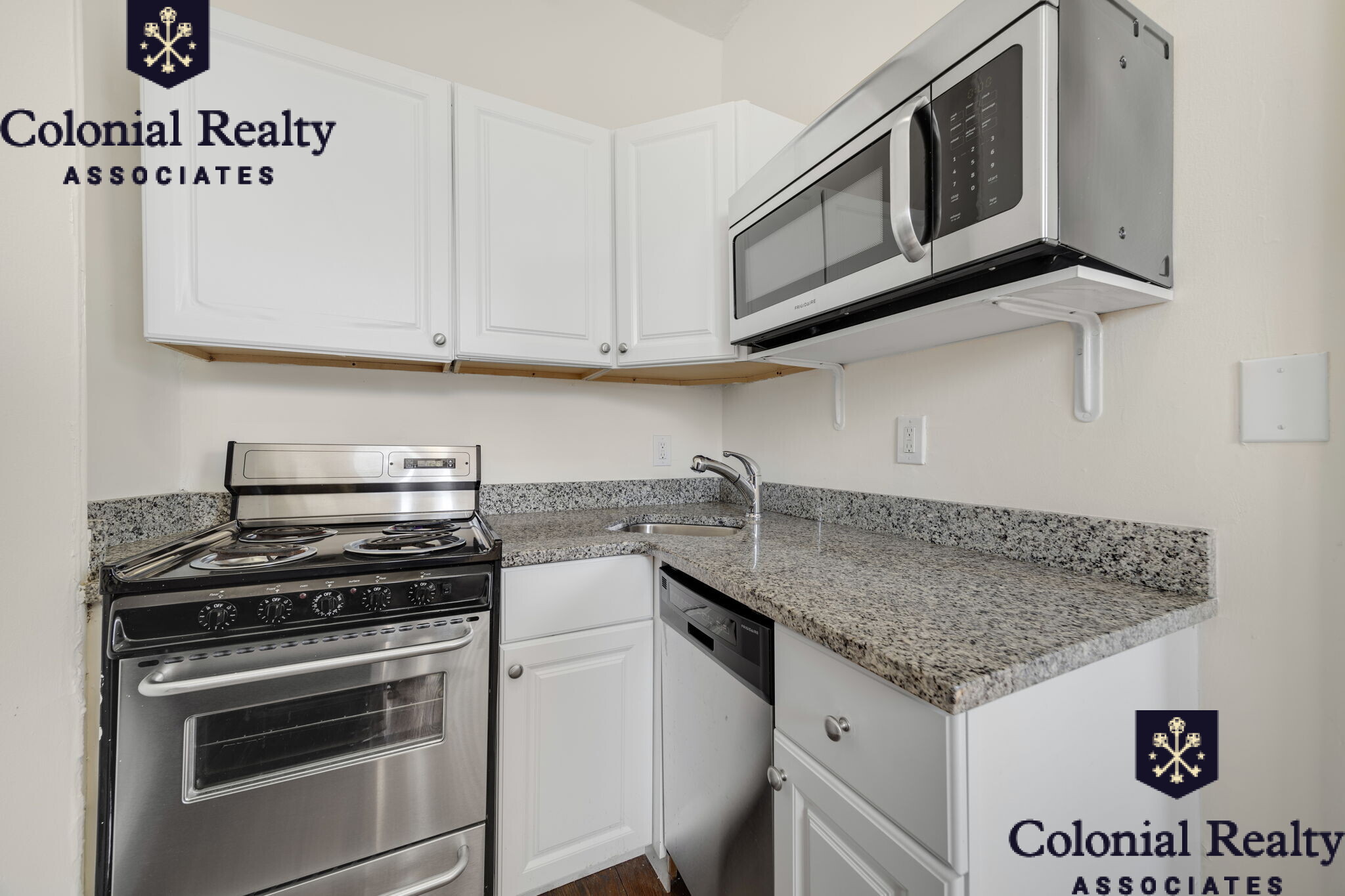 92 Charles St, Beacon Hill