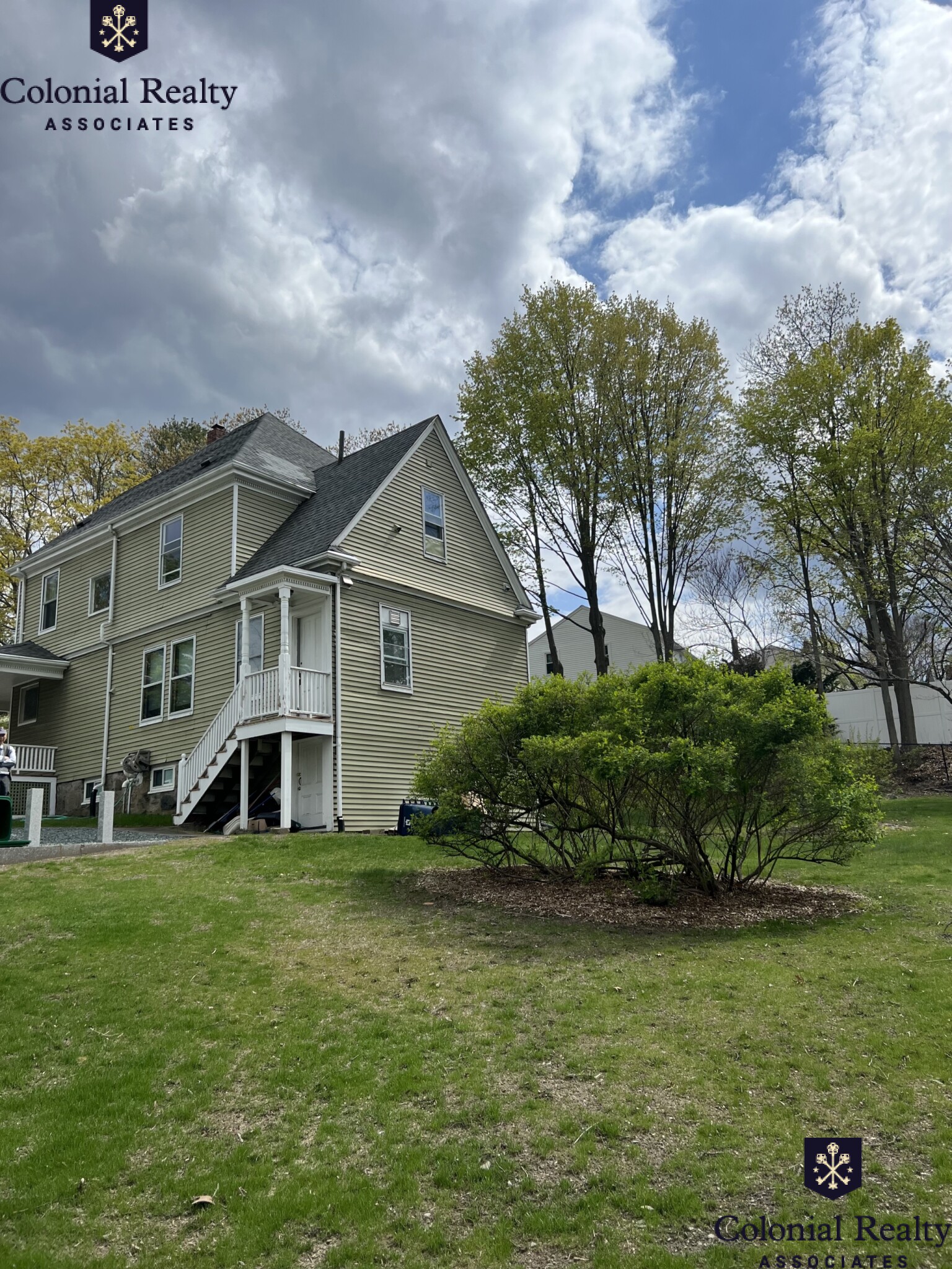 305 Central St, Newton