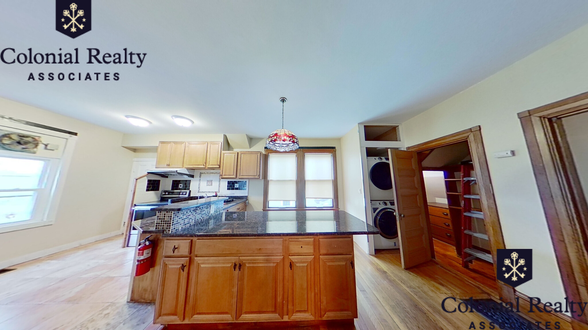305 Central St, Newton