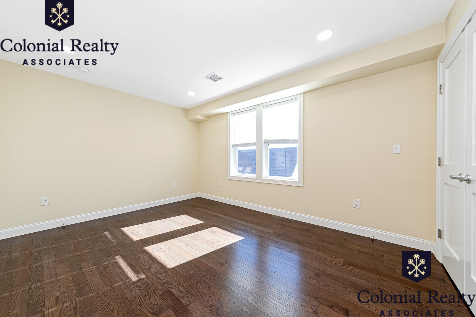 232 Fulton St, Medford